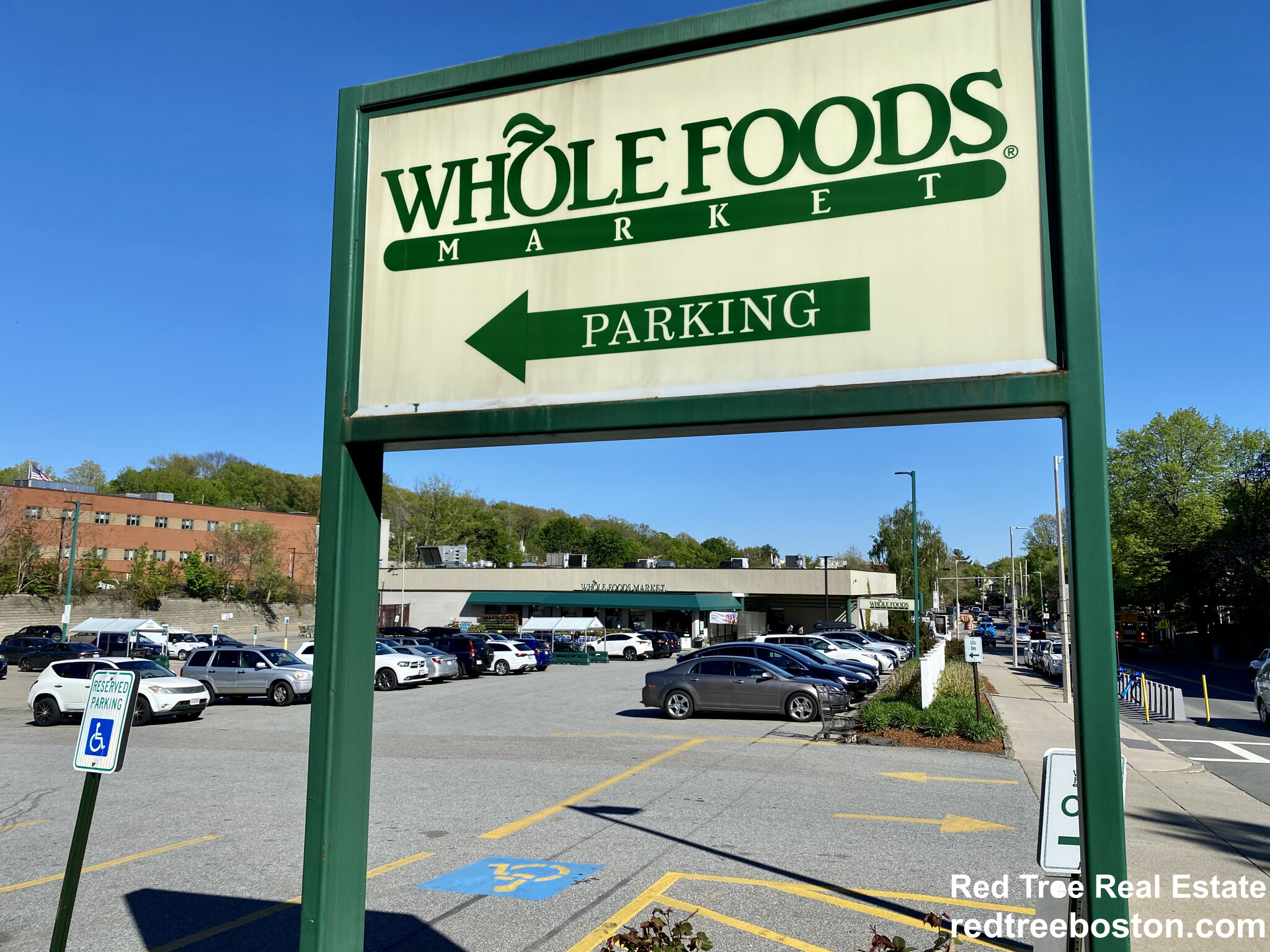 1572 Commonwealth Ave, Brighton