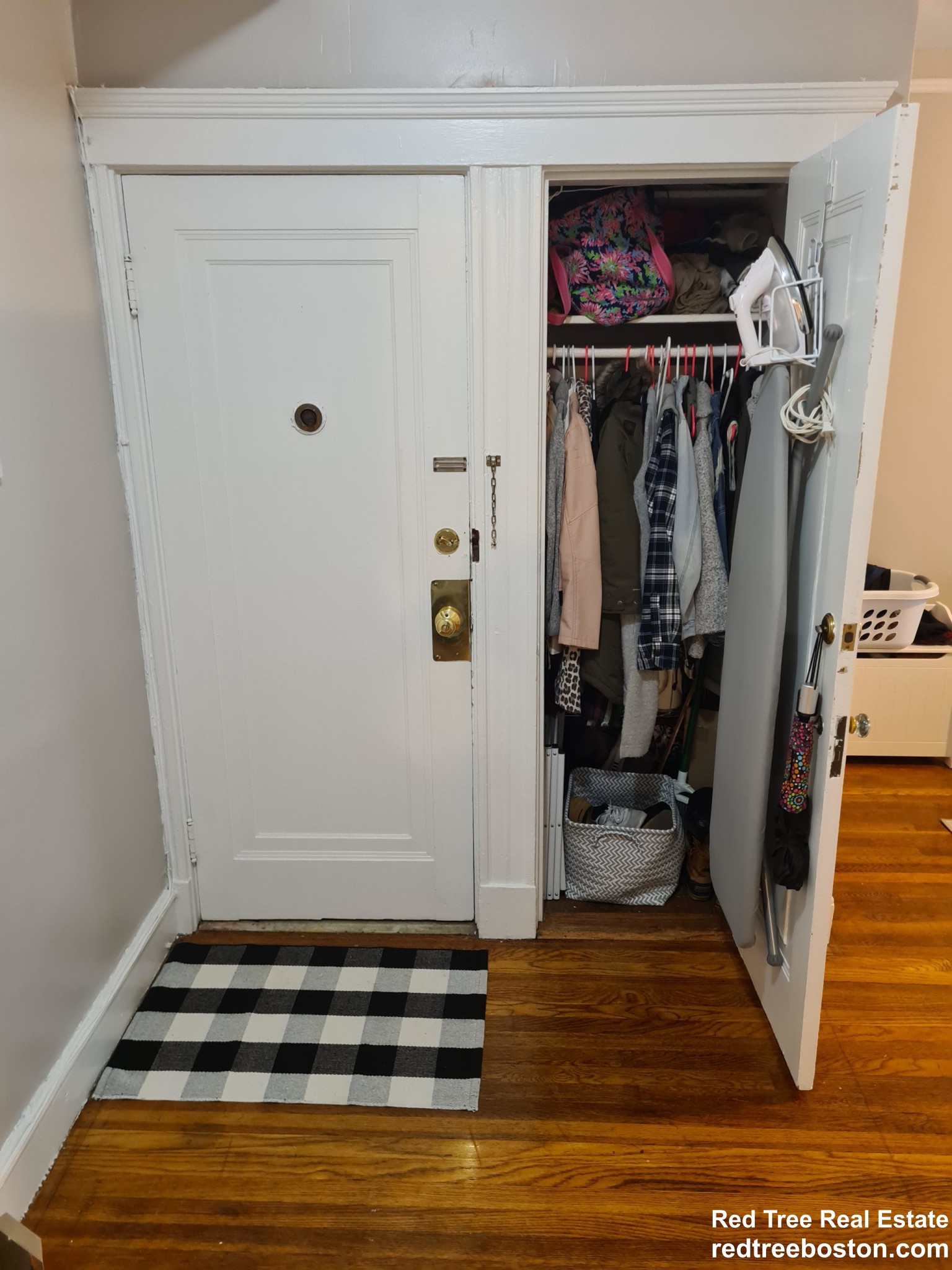 1 bed, 1 bath apartment for rent at 2001 Commonwealth Ave Unit 8, Brighton — photo 10 of 17