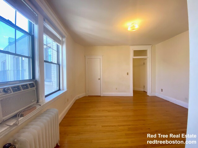 374 Chestnut Hill Ave, Brighton