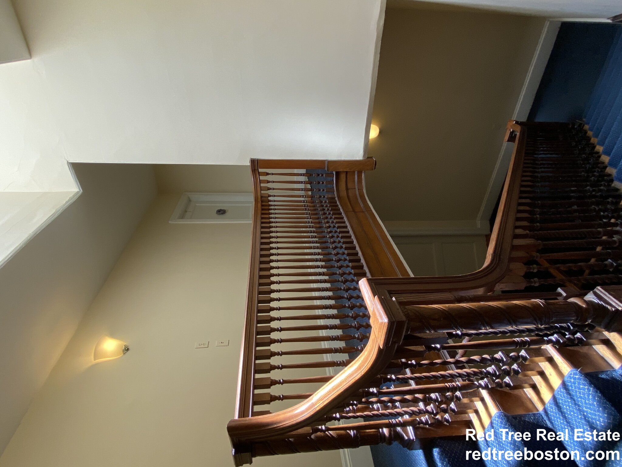 1748 Beacon St, Brookline Hills