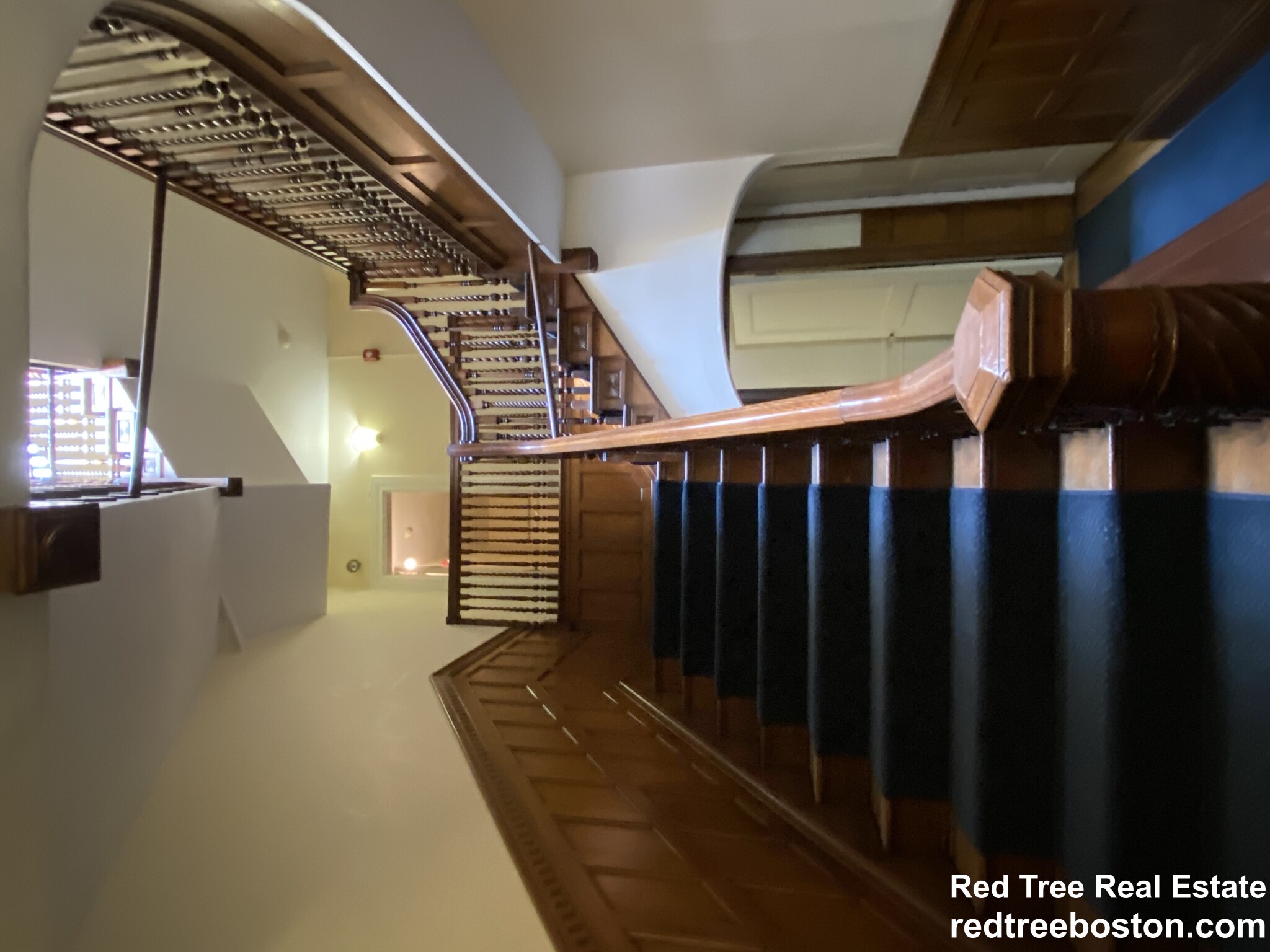 1748 Beacon St, Brookline Hills