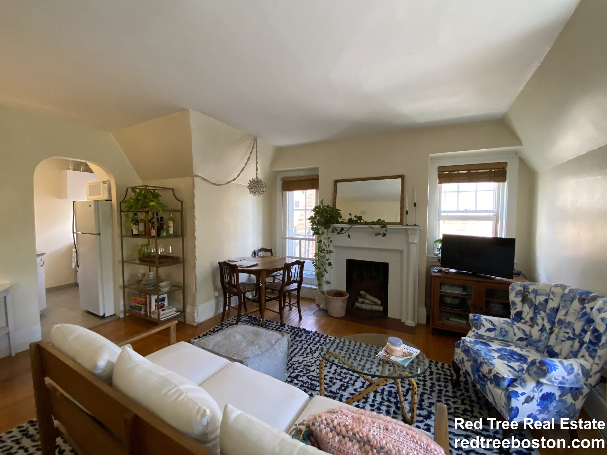 1748 Beacon St, Brookline Hills