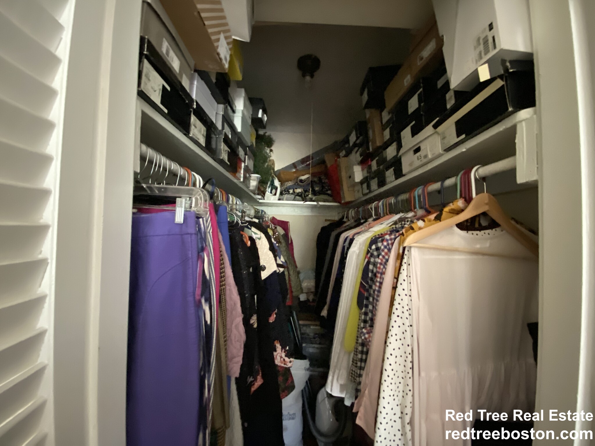 1748 Beacon St, Brookline Hills