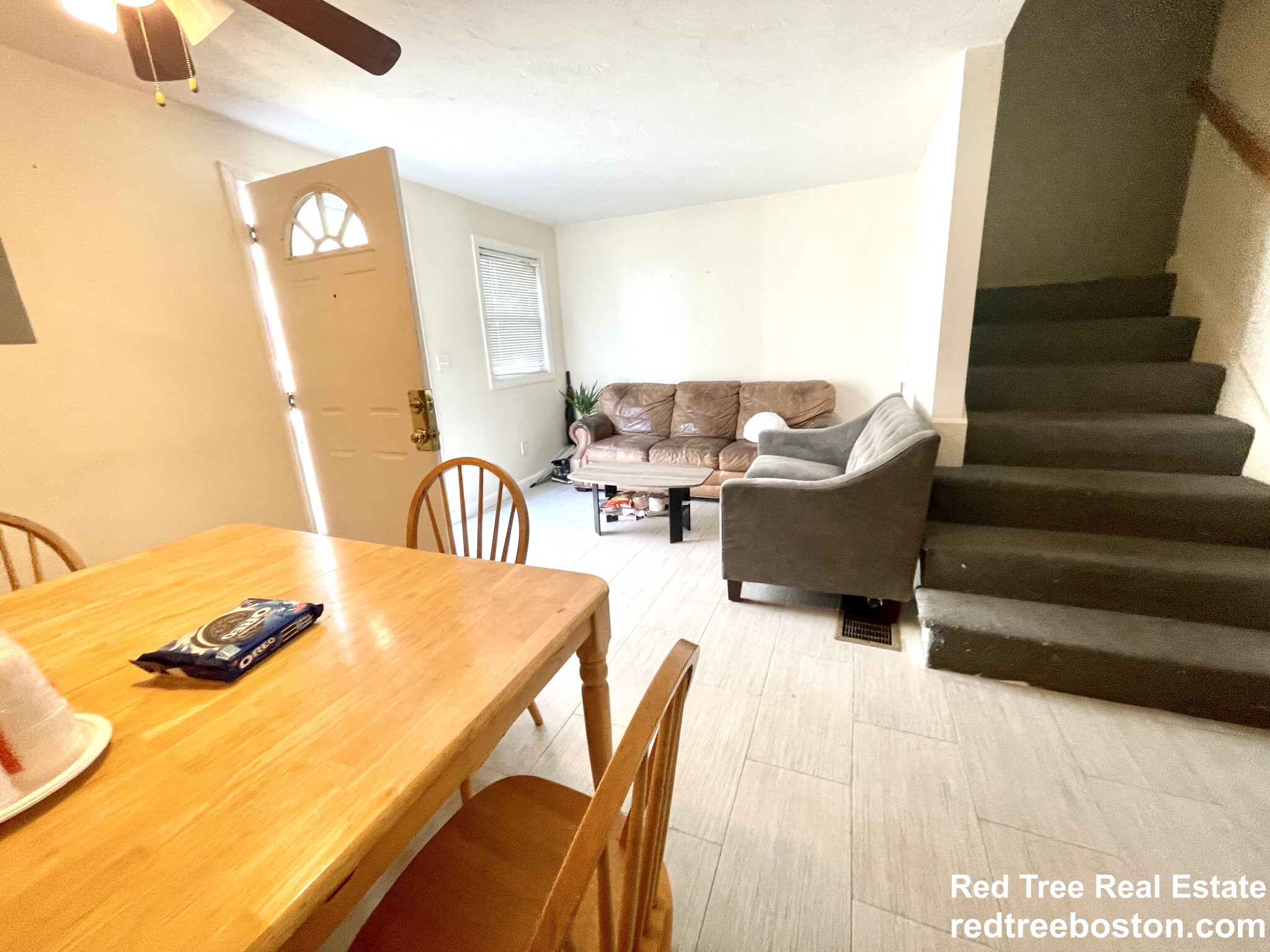 24 Lawn St, Mission Hill