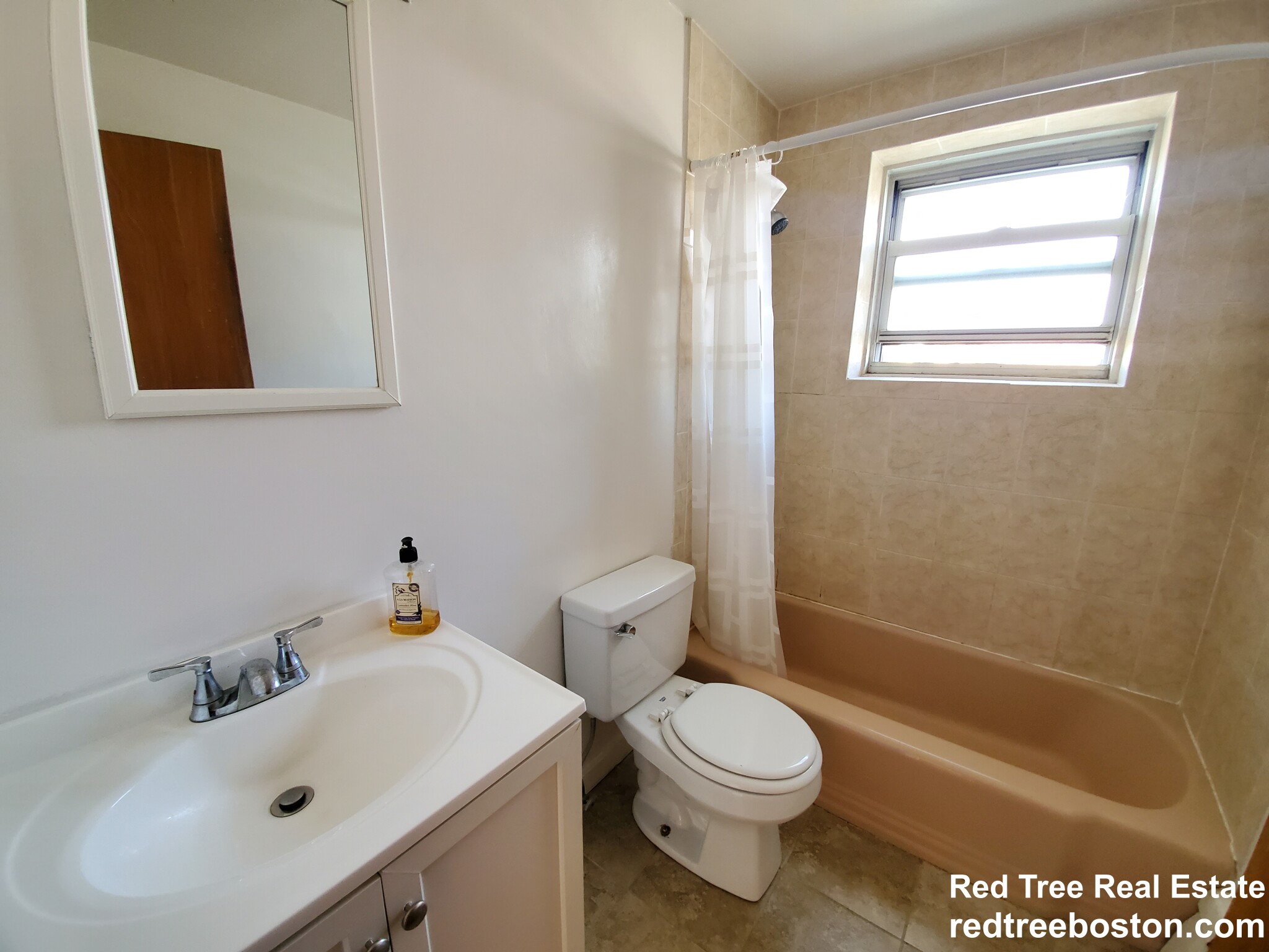 1 bed, 1 bath apartment for rent at 14 Commonwealth Ct Unit 14, Brighton — photo 8 of 12