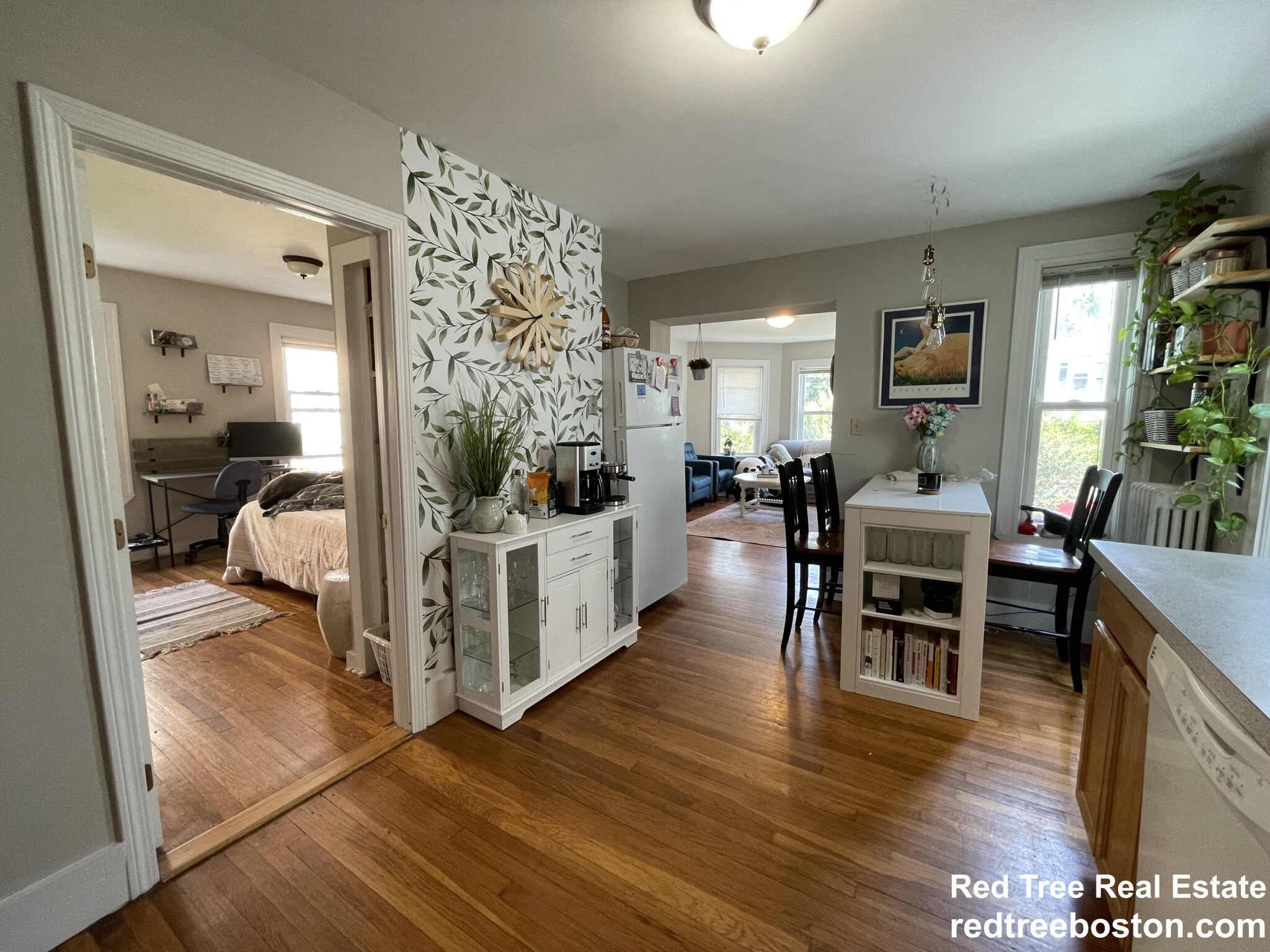 3 bed, 1 bath apartment for rent at 166 Albion St Unit 1, Davis Square — photo 8 of 23