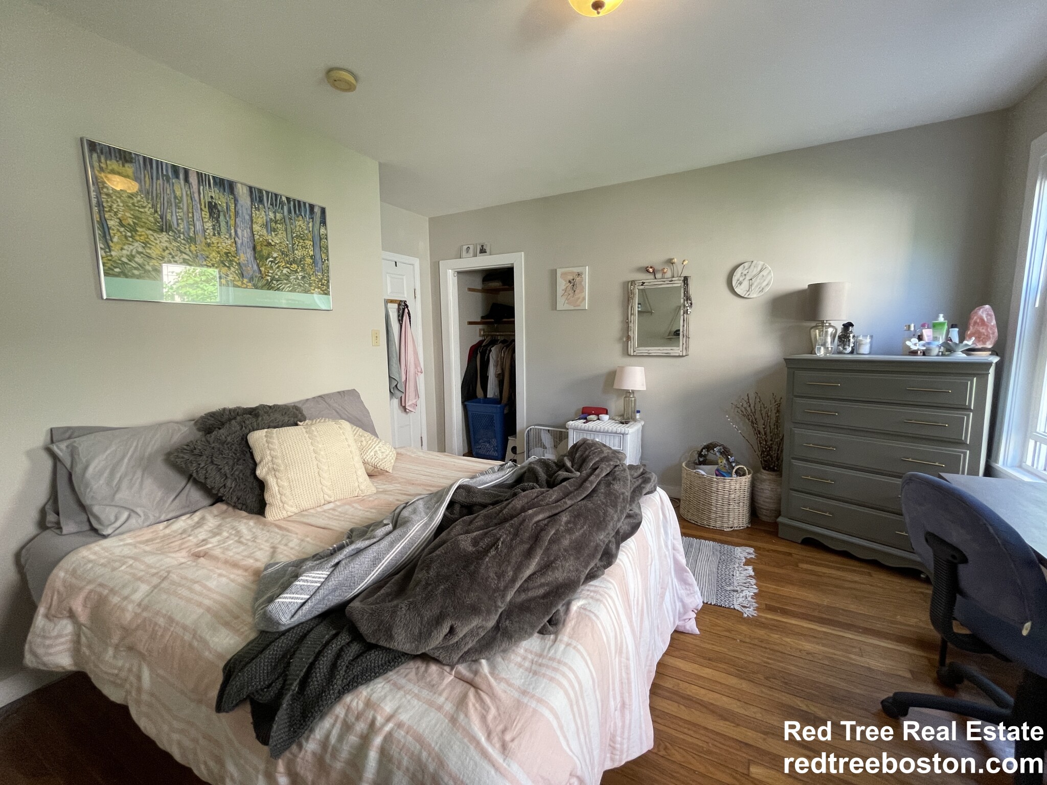 3 bed, 1 bath apartment for rent at 166 Albion St Unit 1, Davis Square — photo 13 of 23