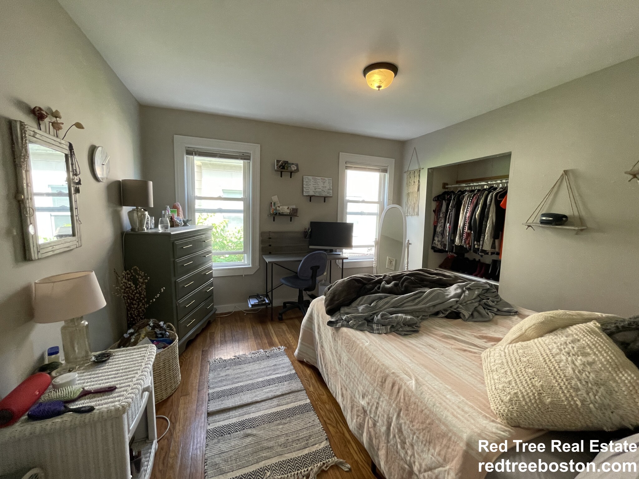 3 bed, 1 bath apartment for rent at 166 Albion St Unit 1, Davis Square — photo 11 of 23