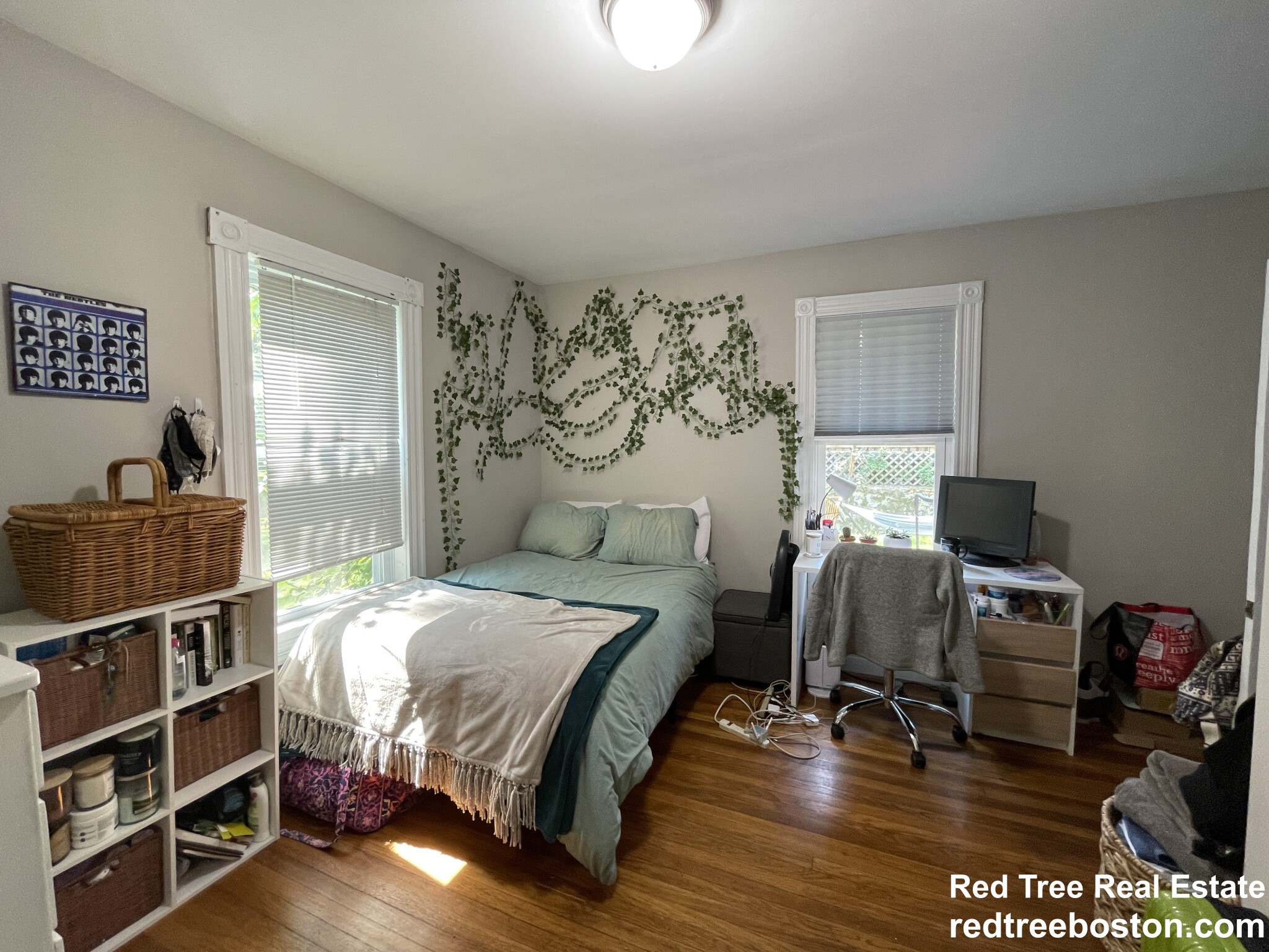 3 bed, 1 bath apartment for rent at 166 Albion St Unit 1, Davis Square — photo 15 of 23