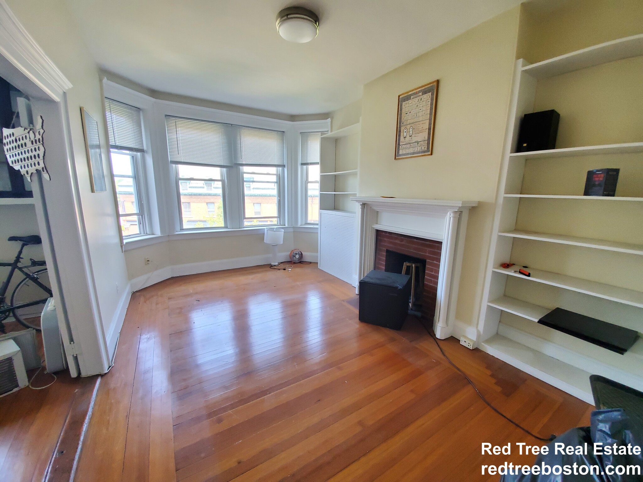 31 Herrick Rd, Newton Center