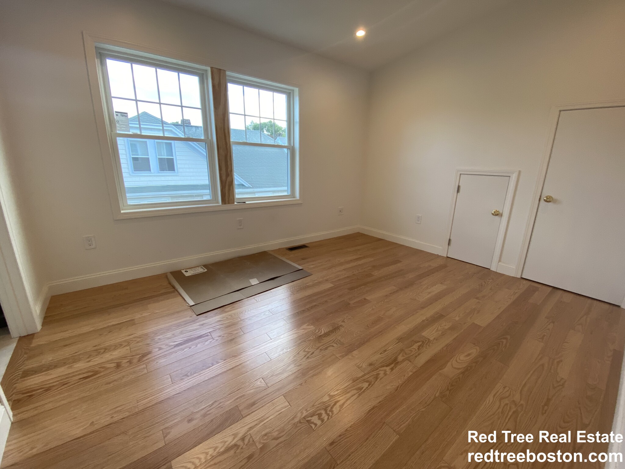 4 bed, 3 bath apartment for rent at 523 School St Unit 2, Belmont — photo 24 of 32