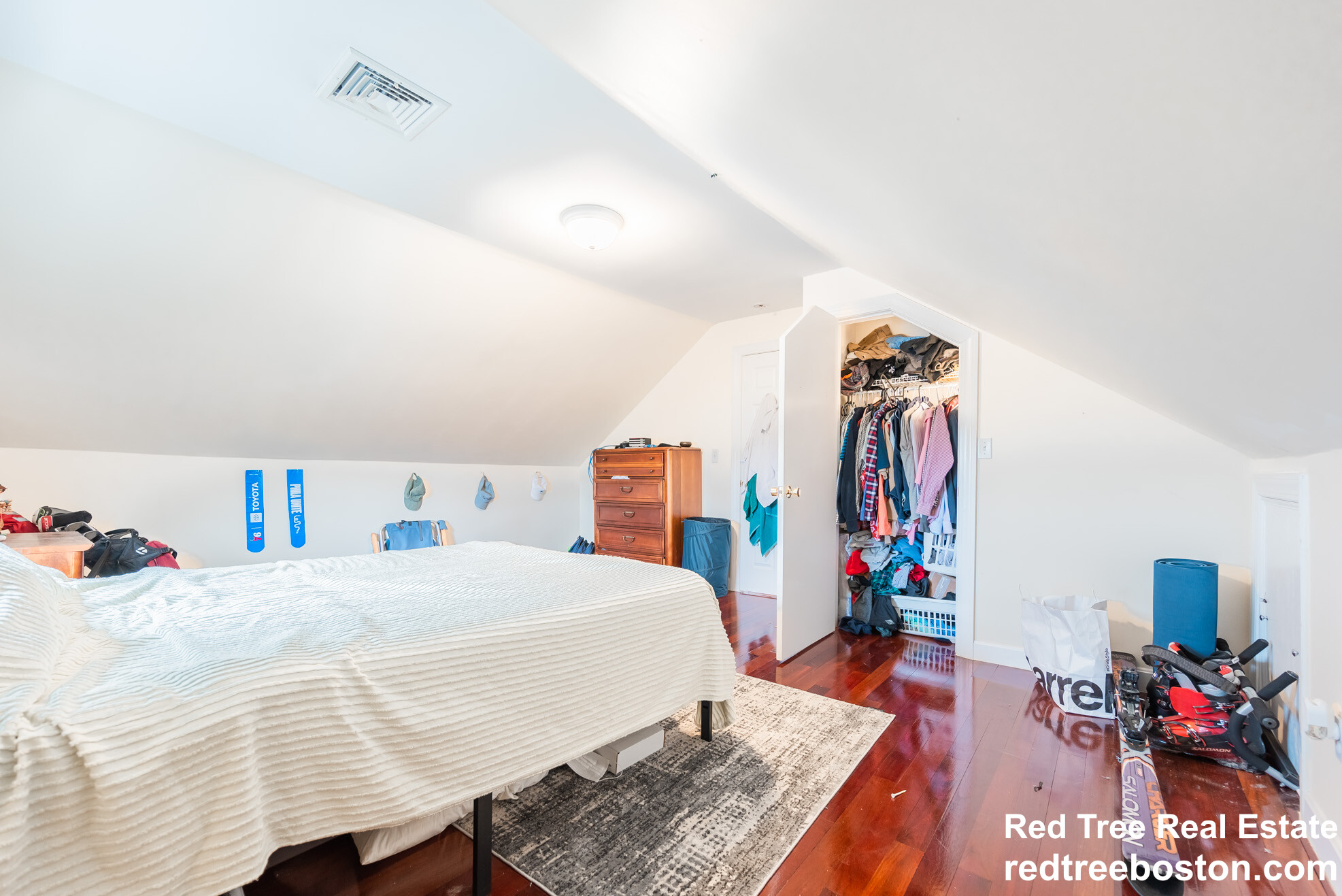 14 Duval St, Brighton