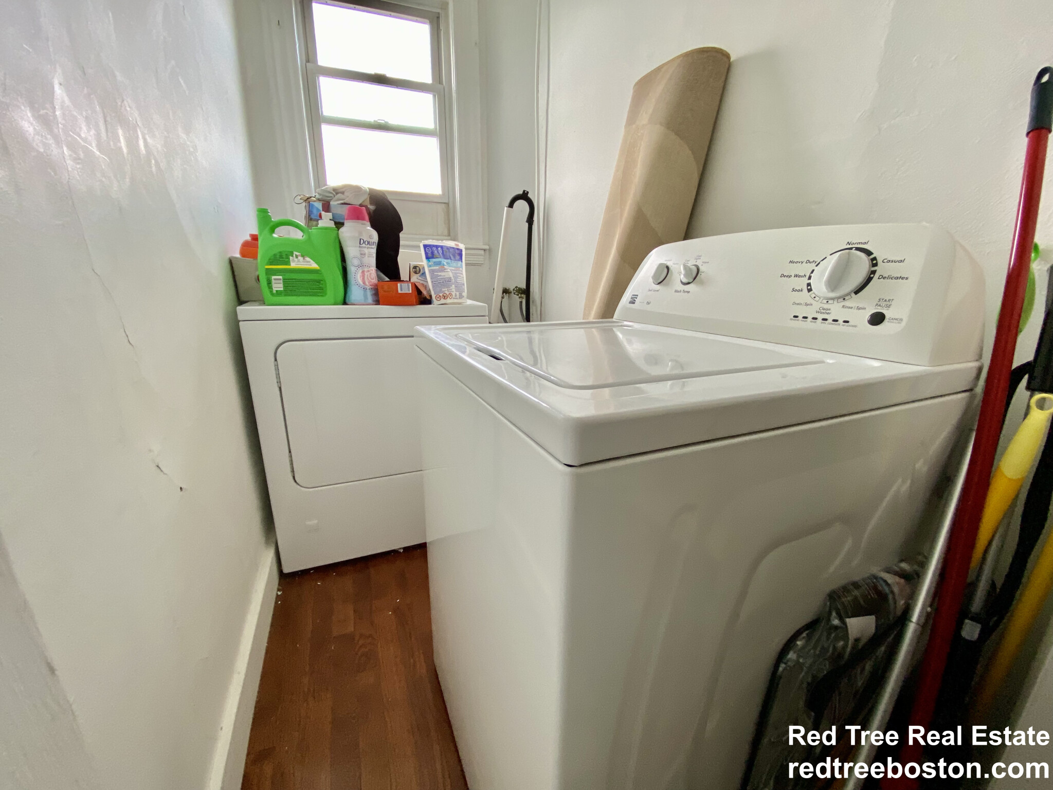 1498 Centre St, Roslindale