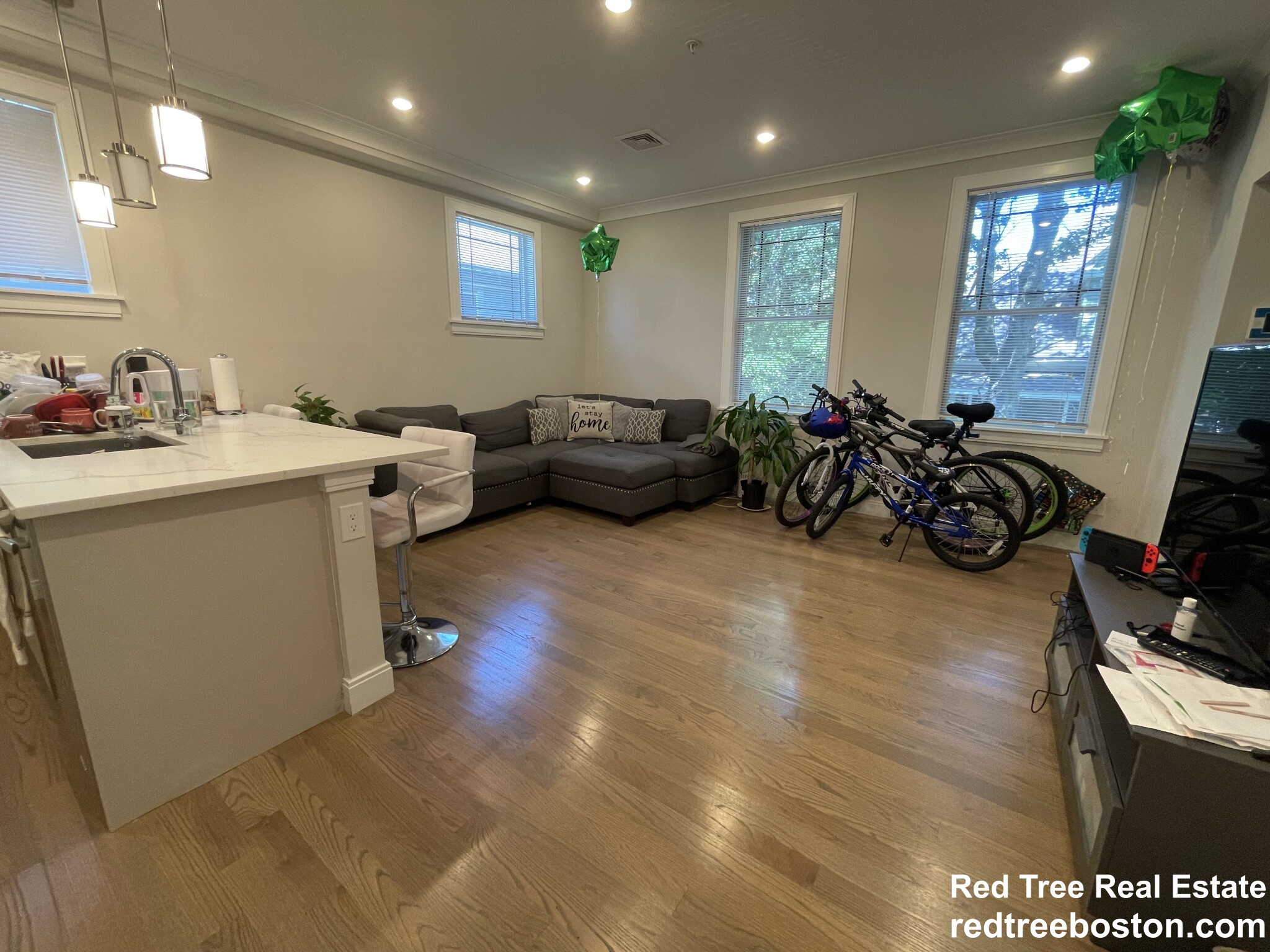 2 bed, 1 bath apartment for rent at 9 Mansfield St Unit 3, Allston — photo 4 of 23