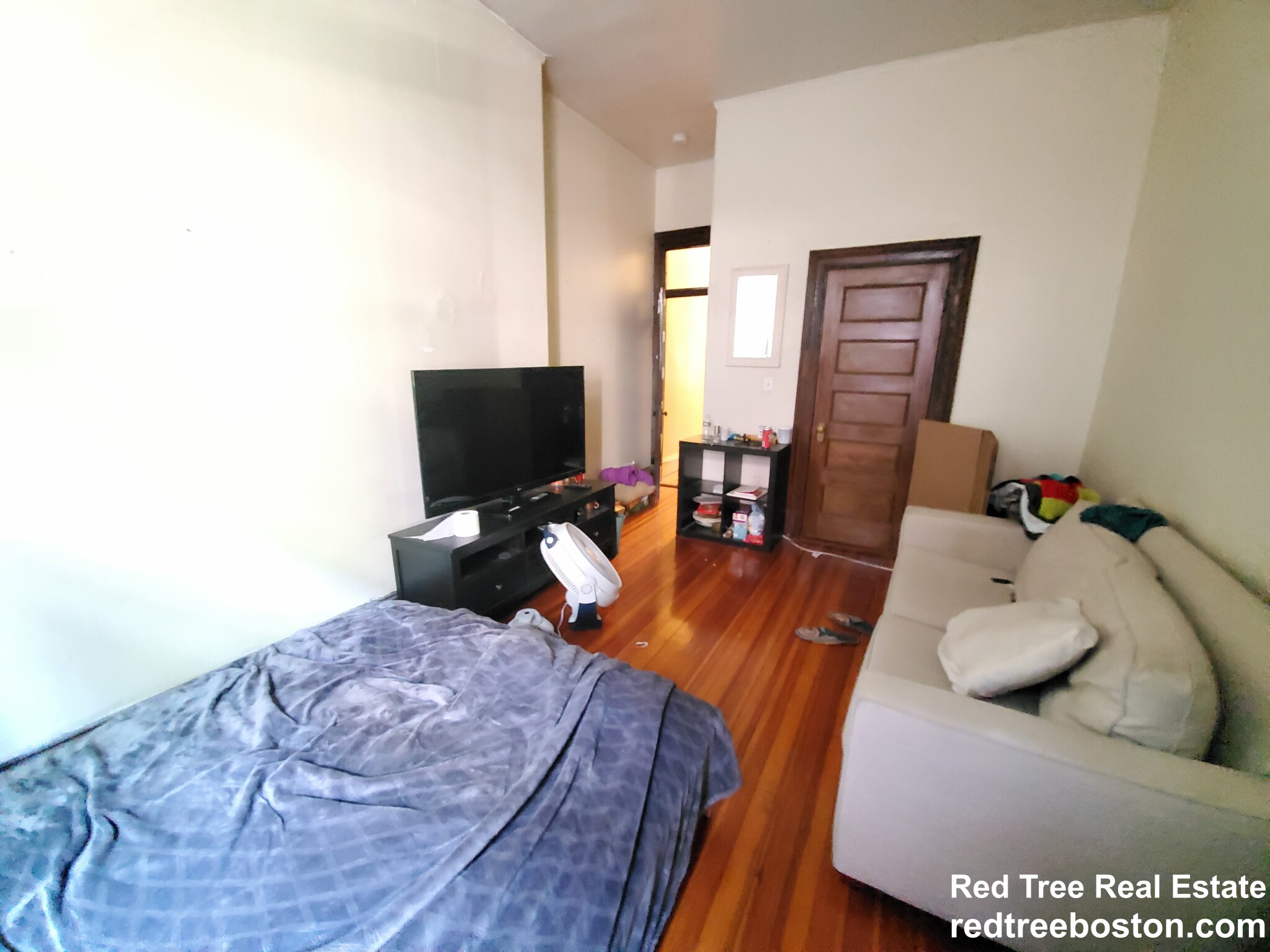 219 Harvard St, Coolidge Corner