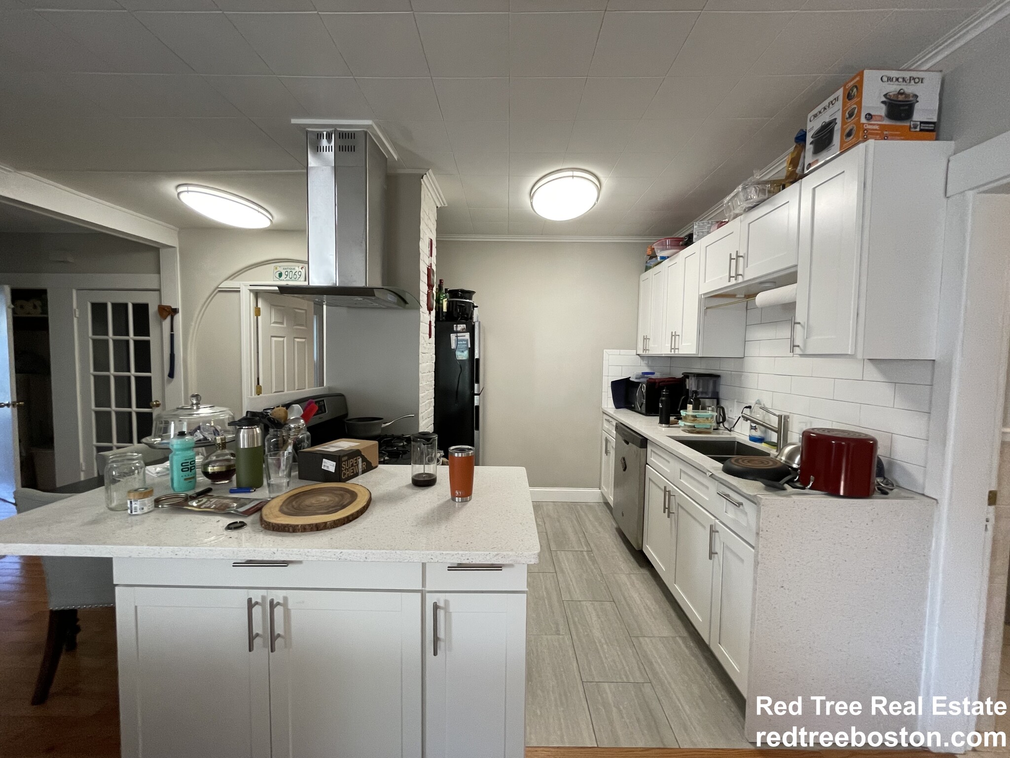 2 Lexington St, Woburn