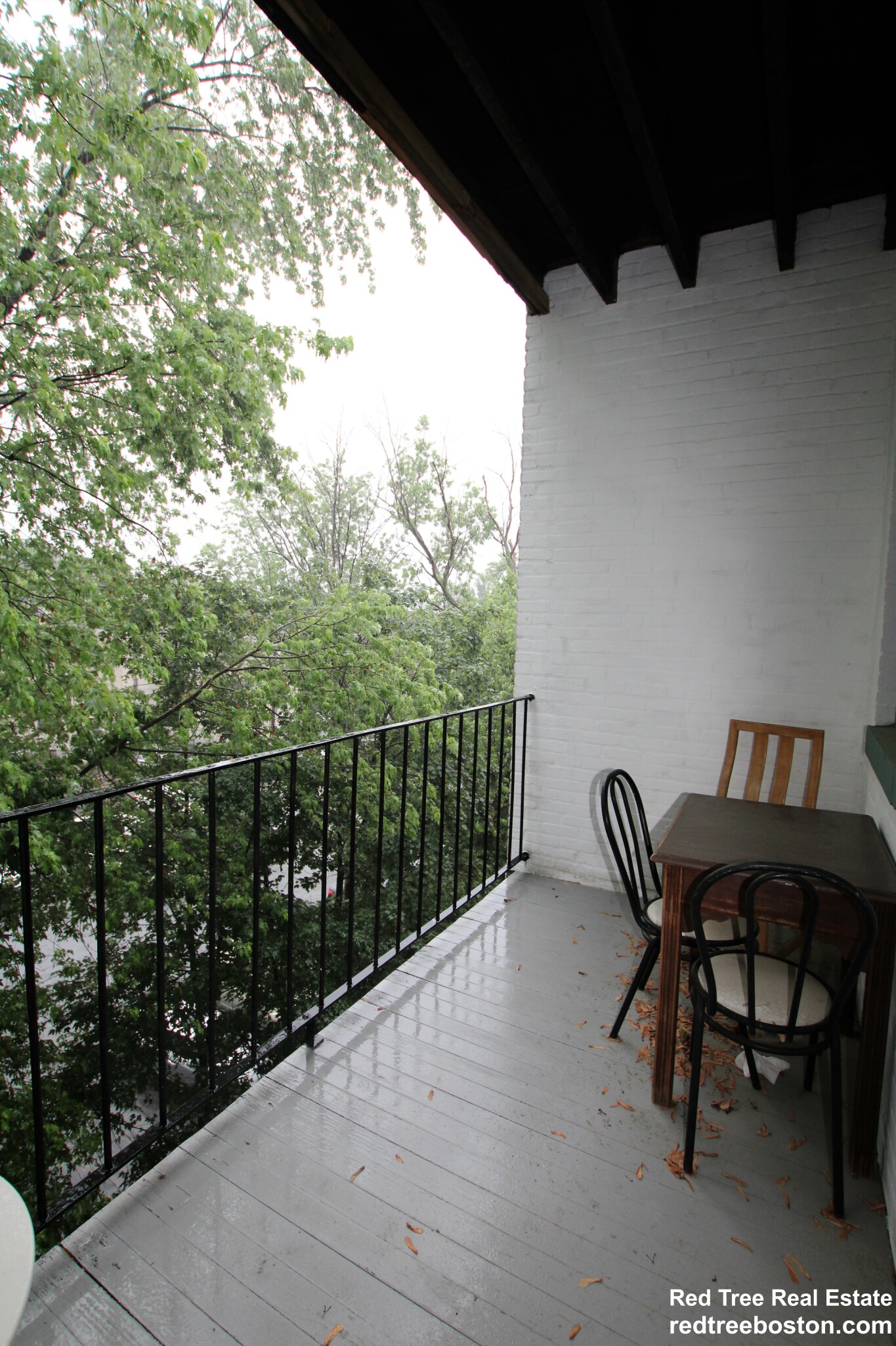 3 bed, 1 bath apartment for rent at 427 Washington St Unit 6, Brookline Village — photo 11 of 15
