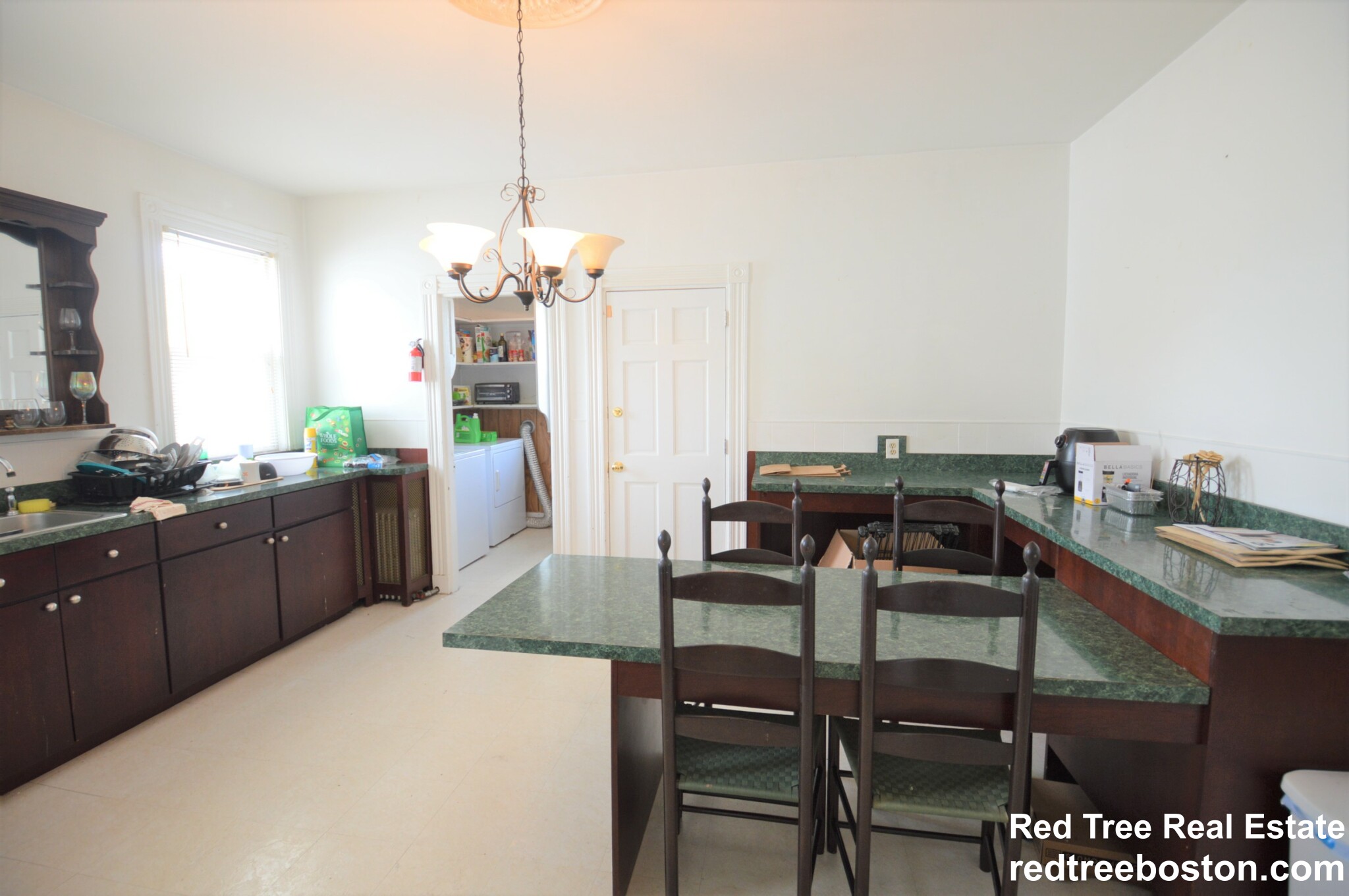 3 bed, 1 bath apartment for rent at 91 Union St Unit 2, Brighton