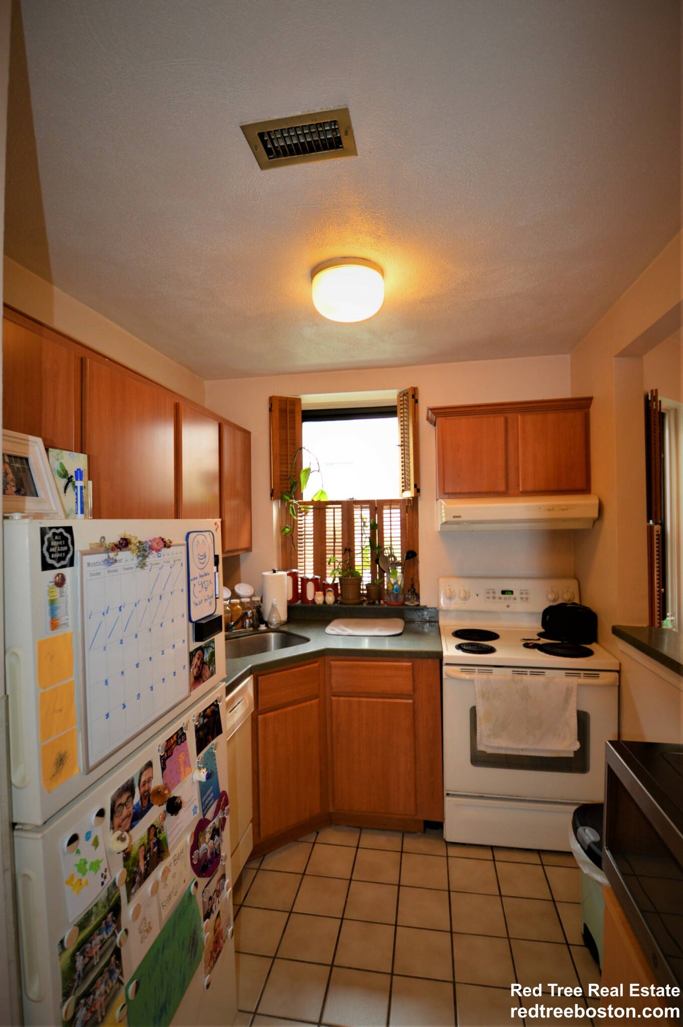 1427 Commonwealth Ave, Allston