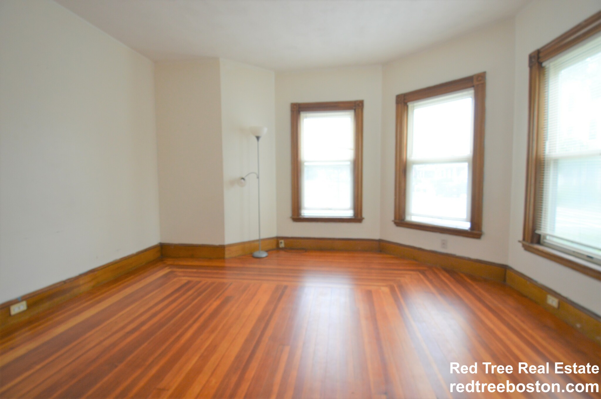 3 bed, 1 bath apartment for rent at 75 Carolina Ave Unit 1 COPY, Jamaica Plain — photo 5 of 29