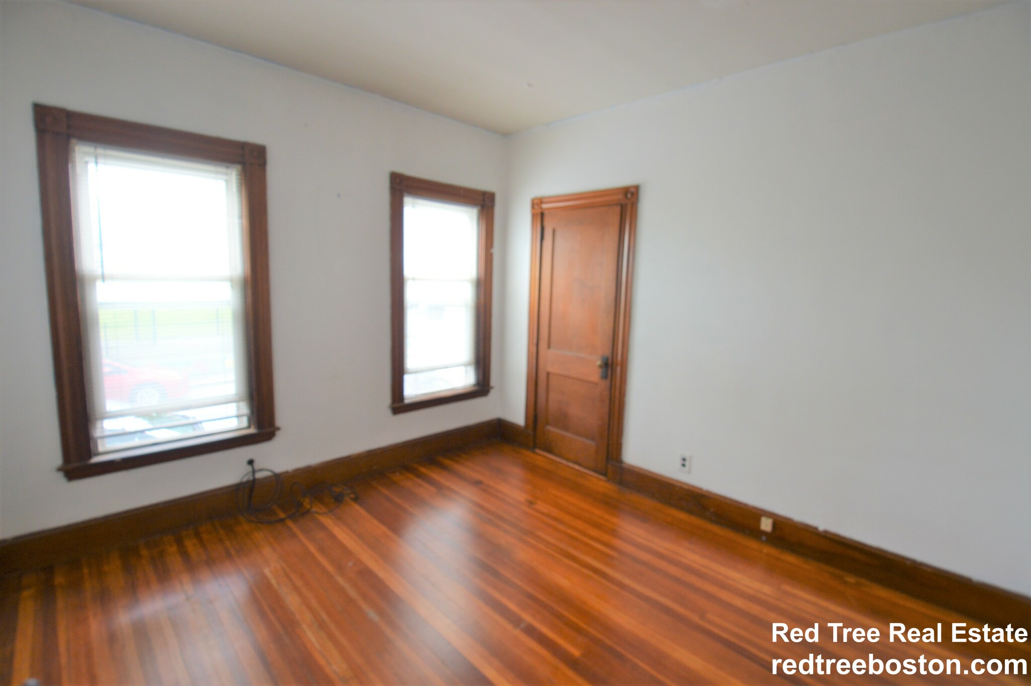 3 bed, 1 bath apartment for rent at 75 Carolina Ave Unit 1 COPY, Jamaica Plain — photo 8 of 29