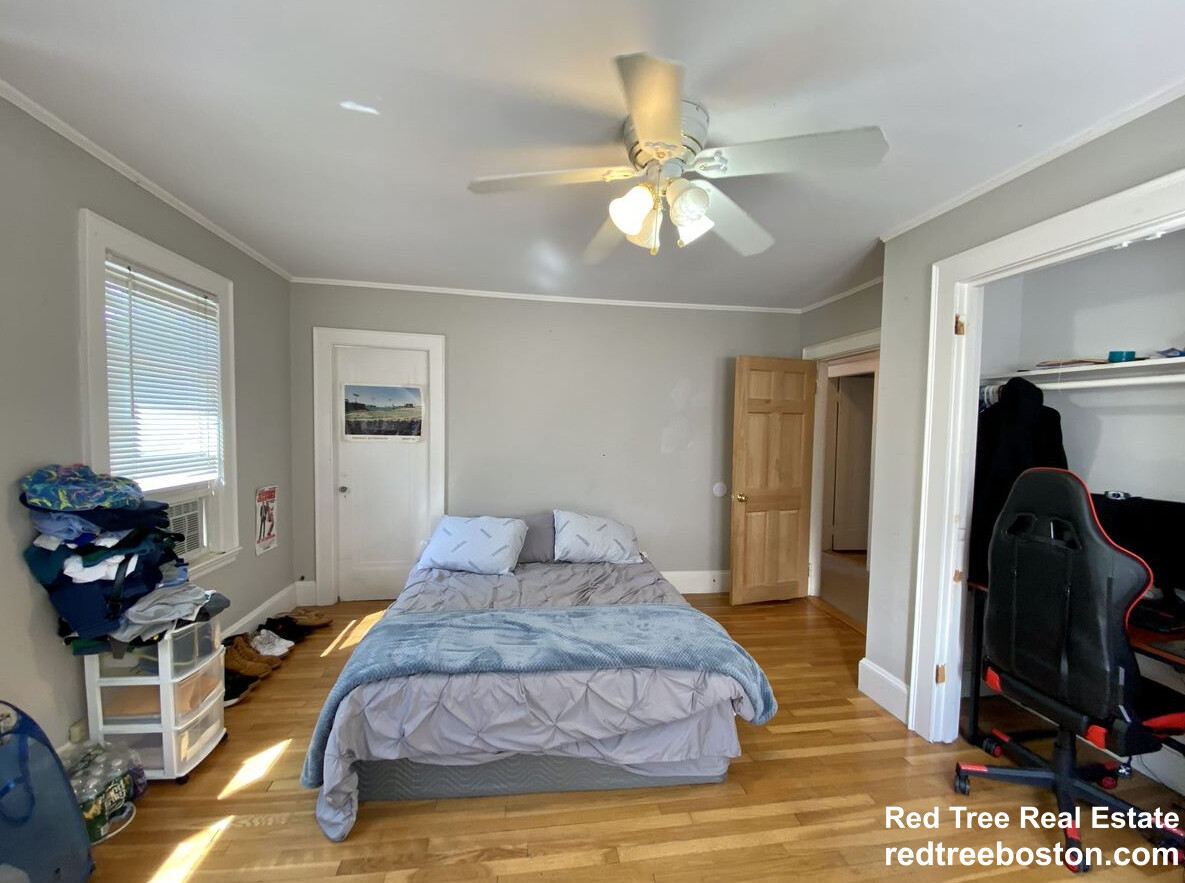 4 bed, 2 bath apartment for rent at 80 Lake St Unit 80, Brighton — photo 6 of 16