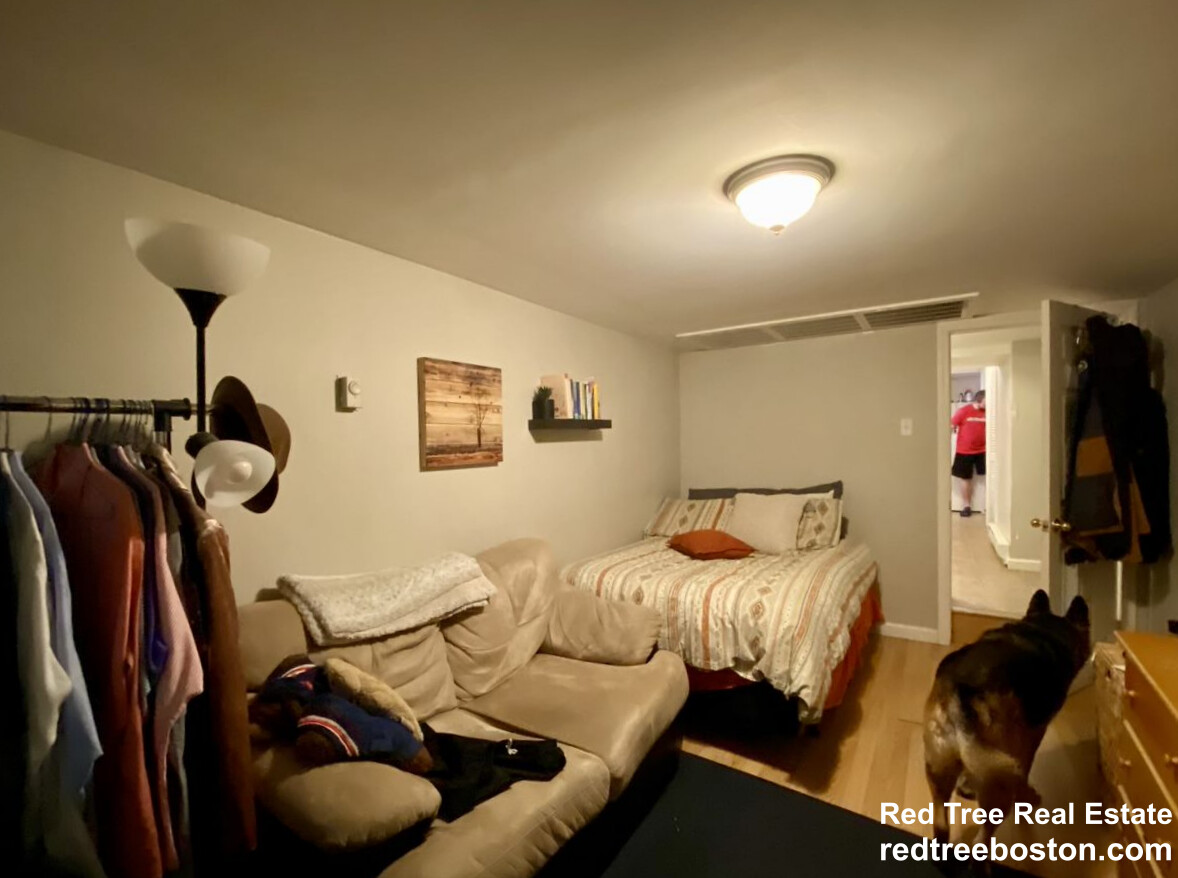 4 bed, 2 bath apartment for rent at 80 Lake St Unit 80, Brighton — photo 10 of 16