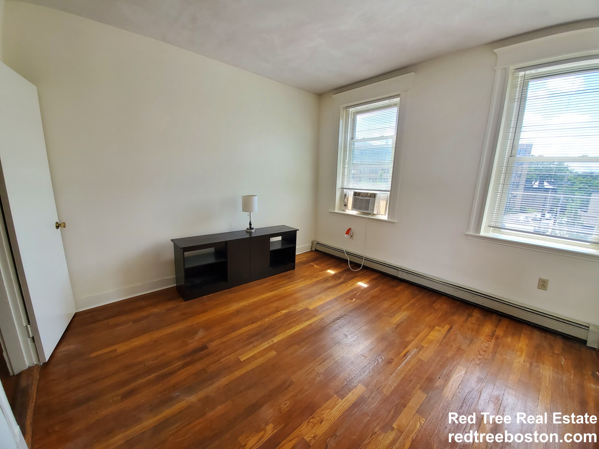 1 bed, 1 bath apartment for rent at 1669 Commonwealth Ave Unit 12A, Brighton — photo 7 of 12