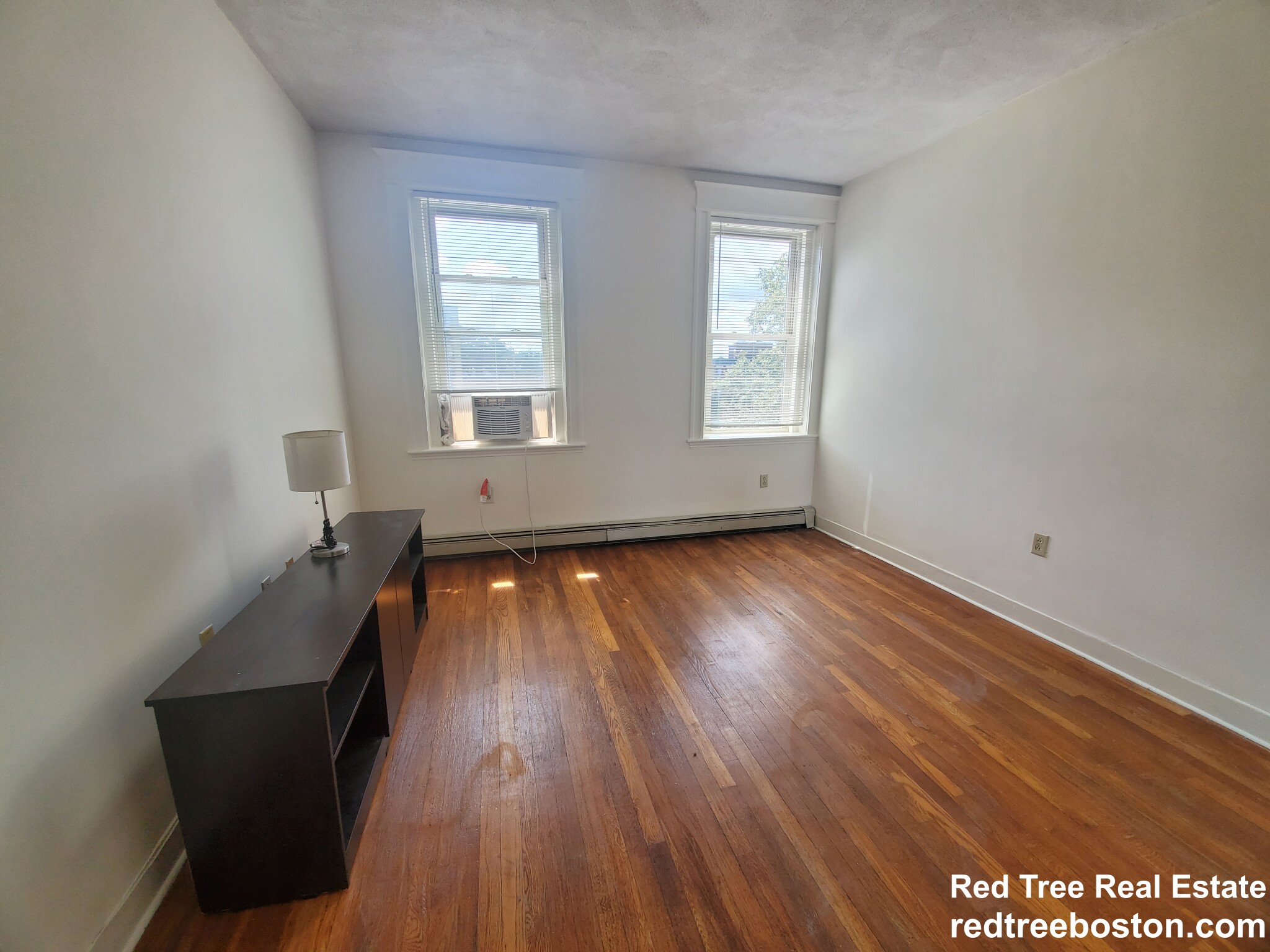 1 bed, 1 bath apartment for rent at 1669 Commonwealth Ave Unit 12A, Brighton — photo 5 of 12