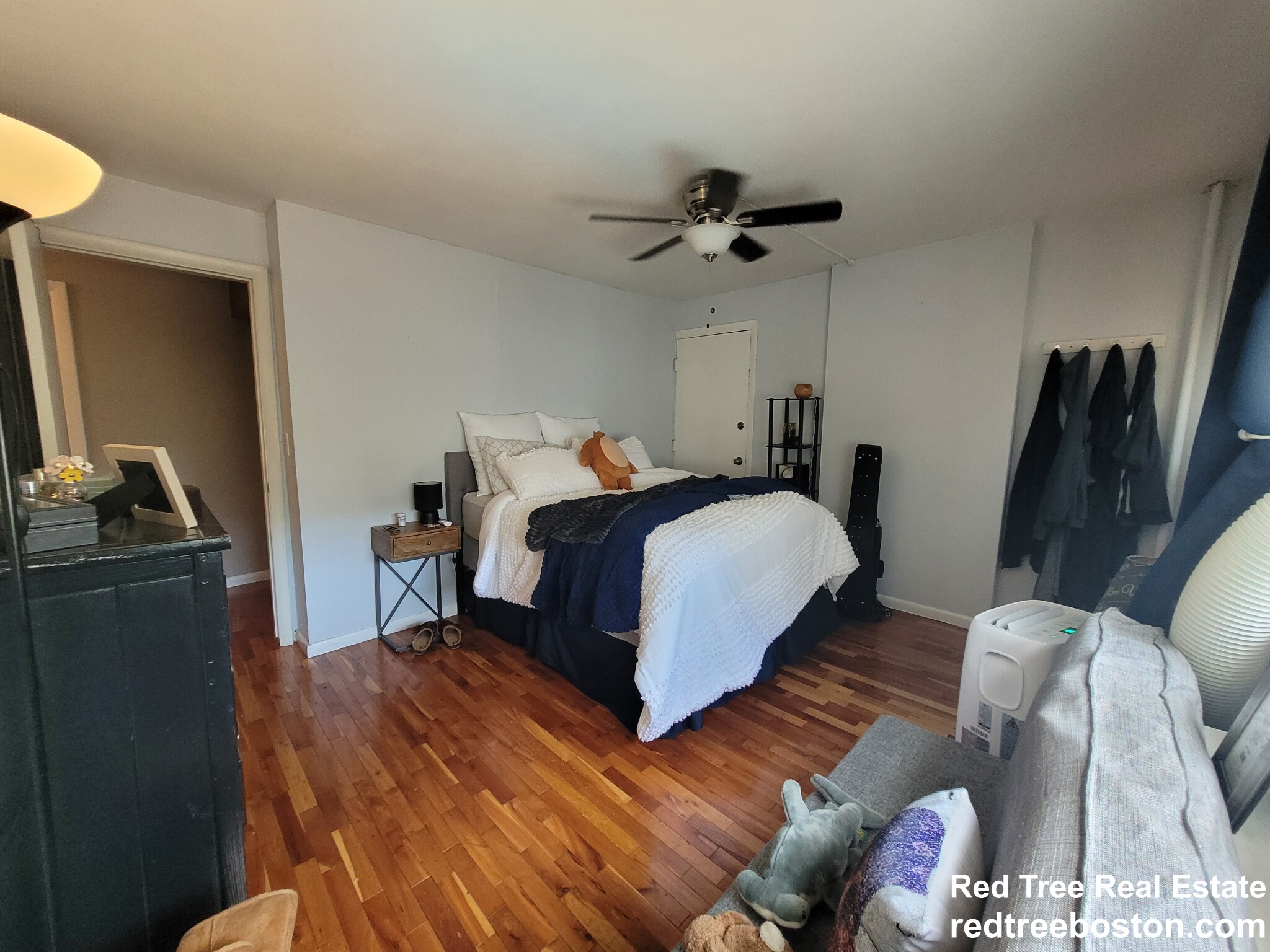 1486 Commonwealth Ave, Brighton