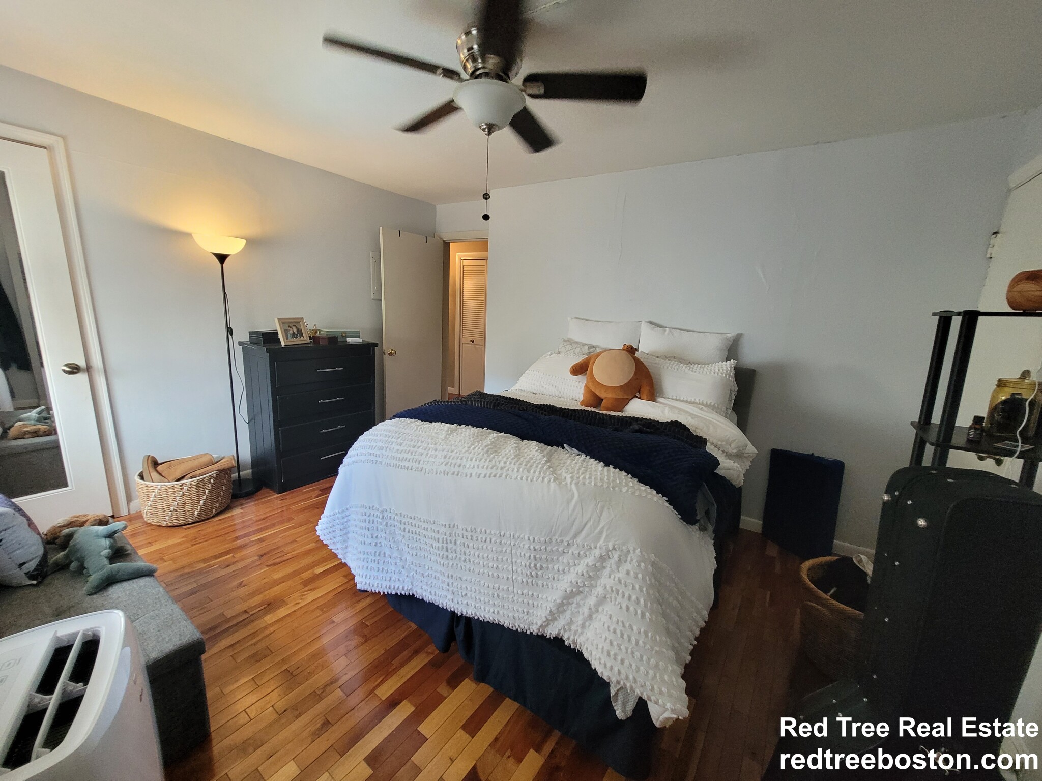 1486 Commonwealth Ave, Brighton