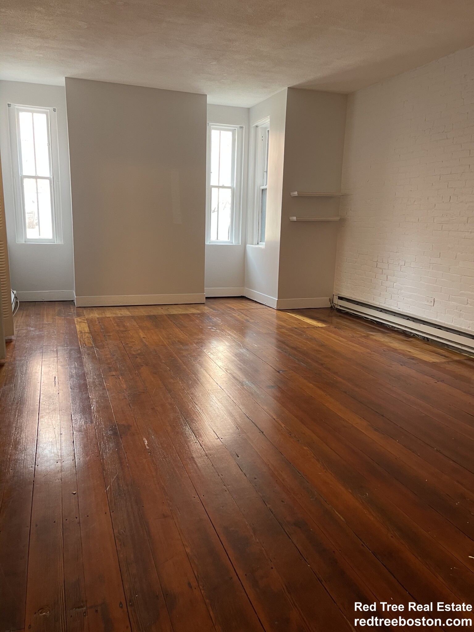 Studio bed, 1 bath apartment for rent at 301 Marlborough St Unit 2, Back Bay — photo 1 of 8