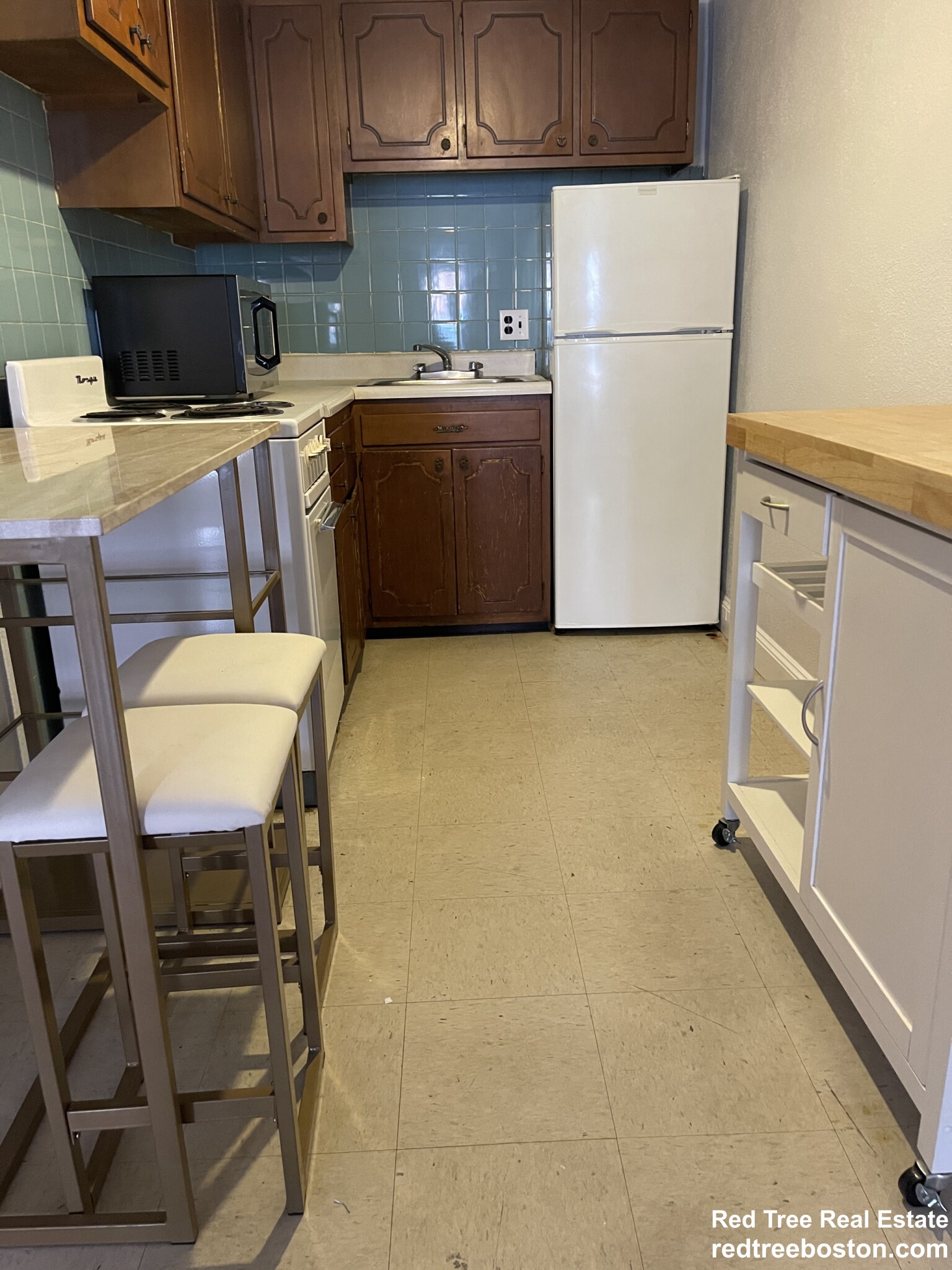 Studio bed, 1 bath apartment for rent at 301 Marlborough St Unit 2, Back Bay — photo 7 of 8