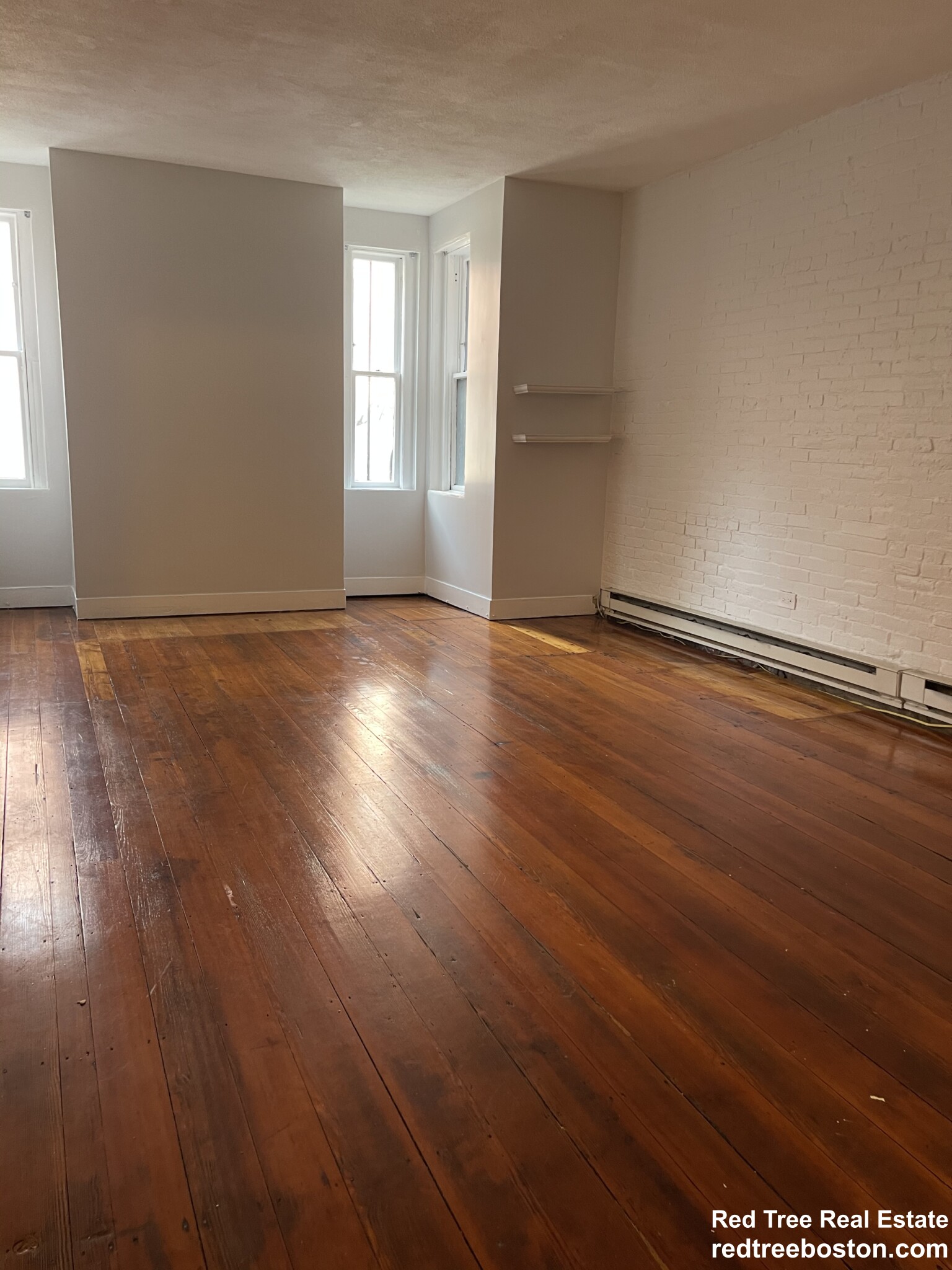 Studio bed, 1 bath apartment for rent at 301 Marlborough St Unit 2, Back Bay — photo 3 of 8