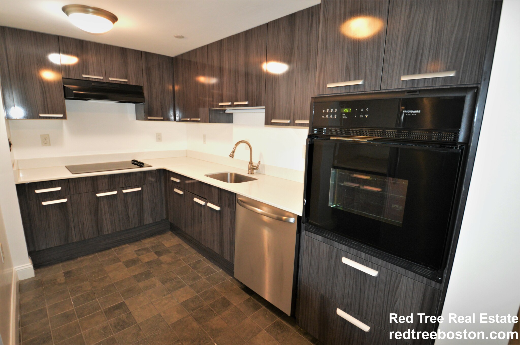 457 Centre St, Newton Centre