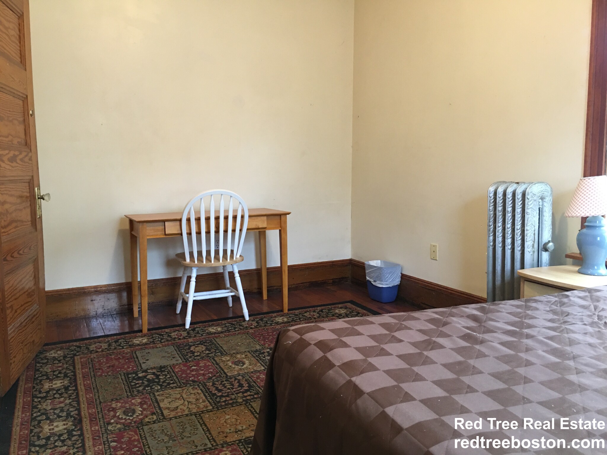 4 bed, 2 bath apartment for rent at 38 Linden St Unit 16, Allston — photo 9 of 14