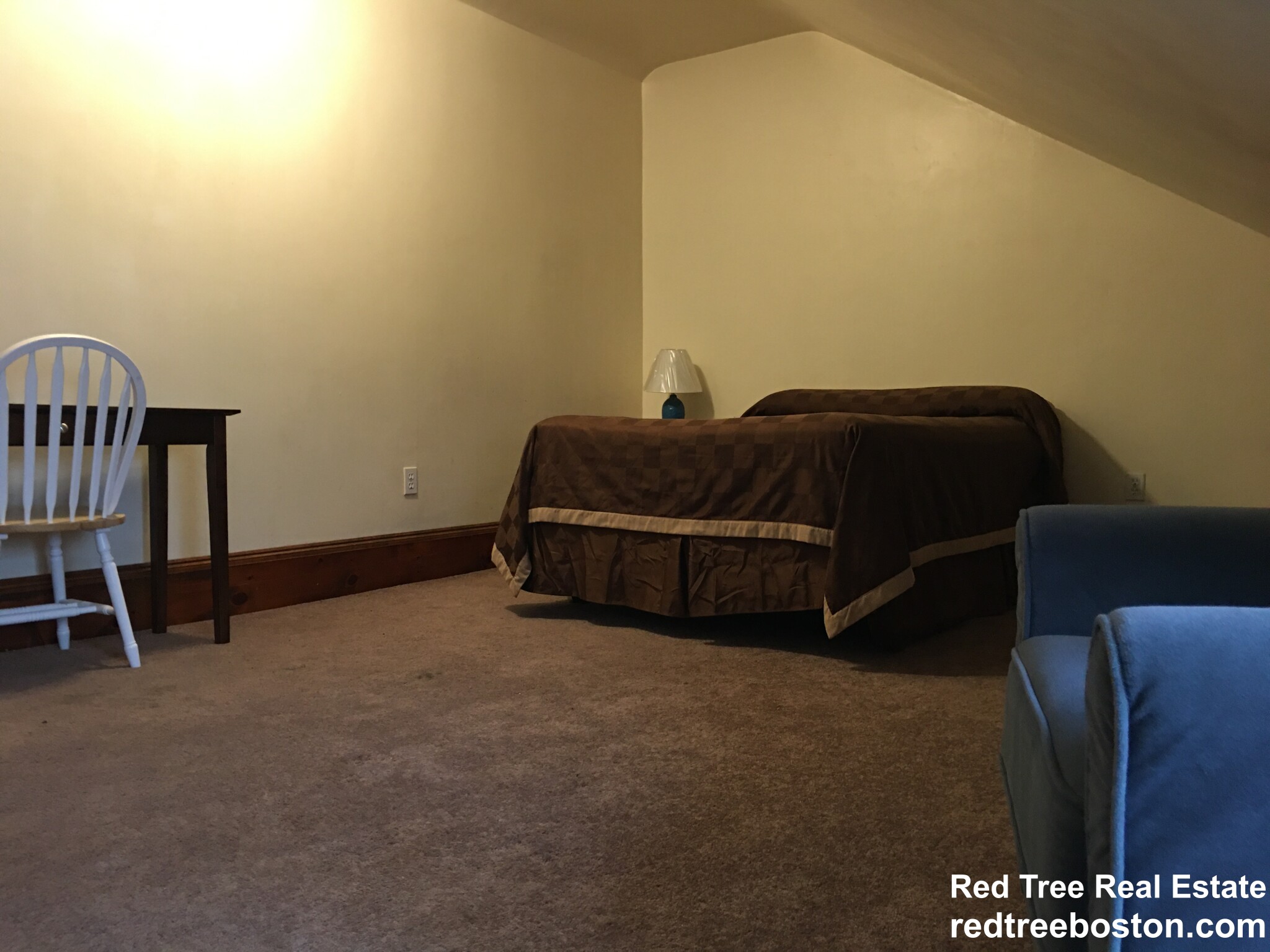4 bed, 2 bath apartment for rent at 38 Linden St Unit 16, Allston — photo 11 of 14
