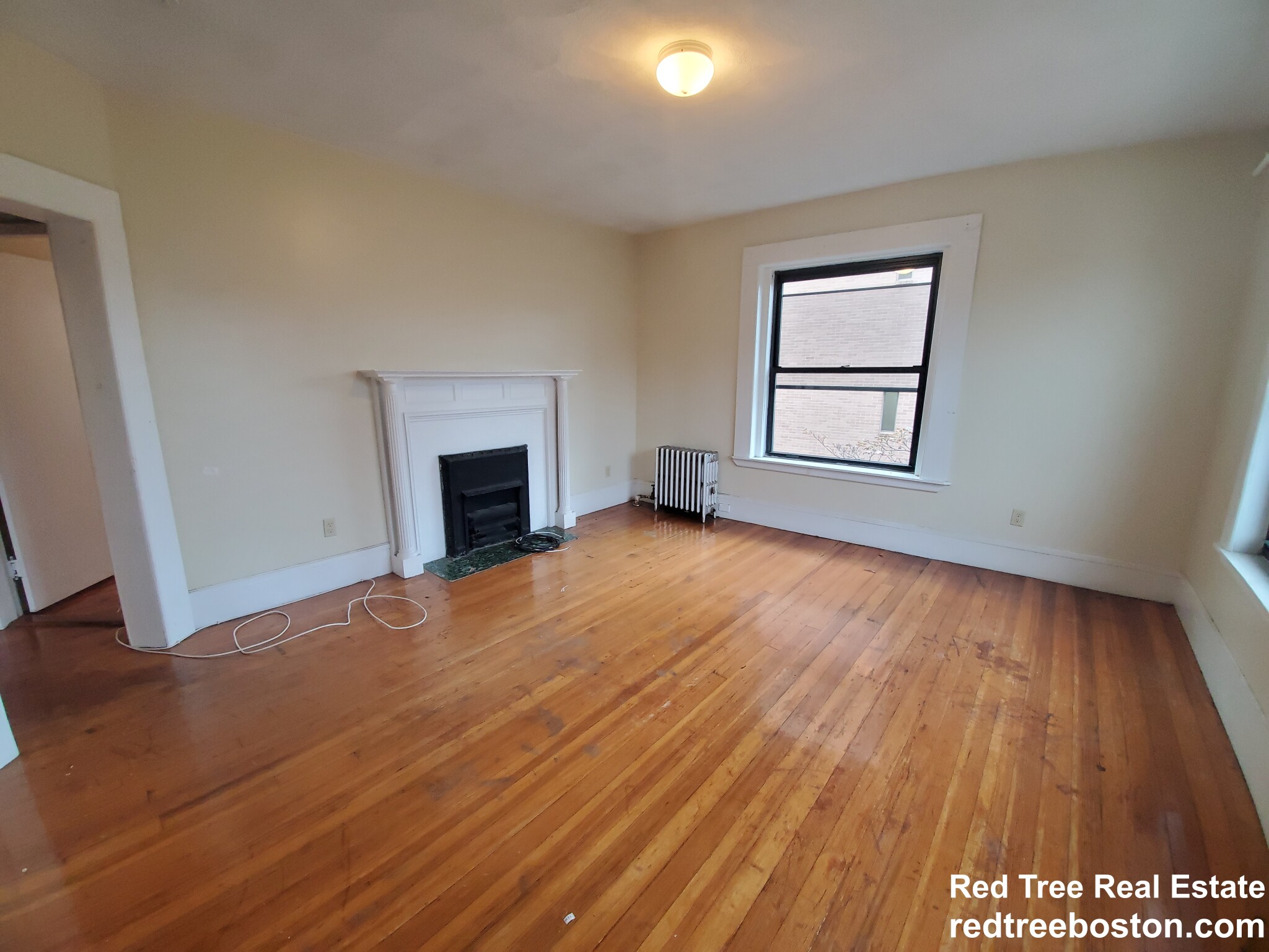 3 bed, 2 bath apartment for rent at 217 Harvard St Unit 5, Coolidge Corner — photo 2 of 8