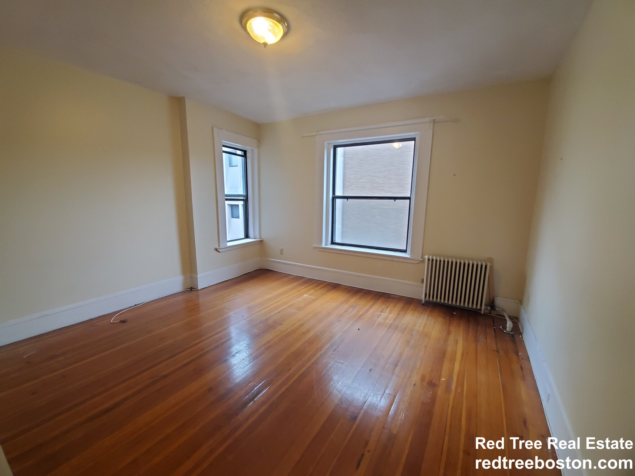3 bed, 2 bath apartment for rent at 217 Harvard St Unit 5, Coolidge Corner — photo 5 of 8