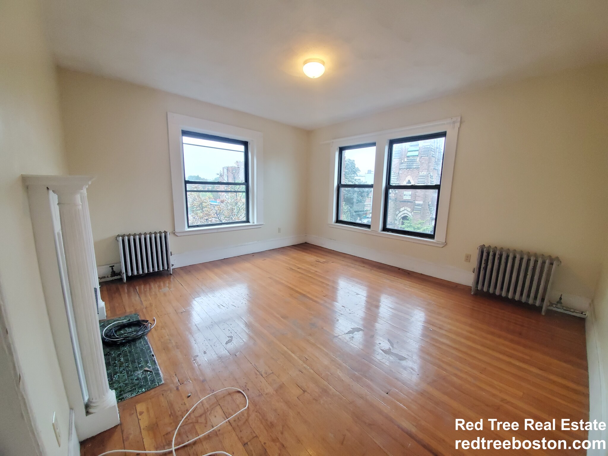 3 bed, 2 bath apartment for rent at 217 Harvard St Unit 5, Coolidge Corner