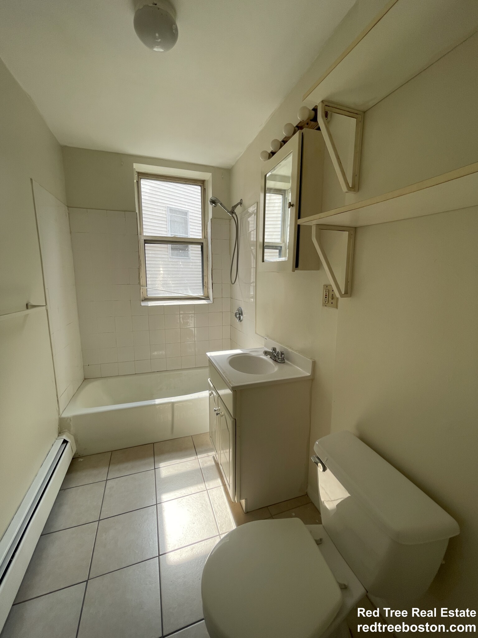2 bed, 1 bath apartment for rent at 366 Centre St Unit 8, Jamaica Plain — photo 9 of 13
