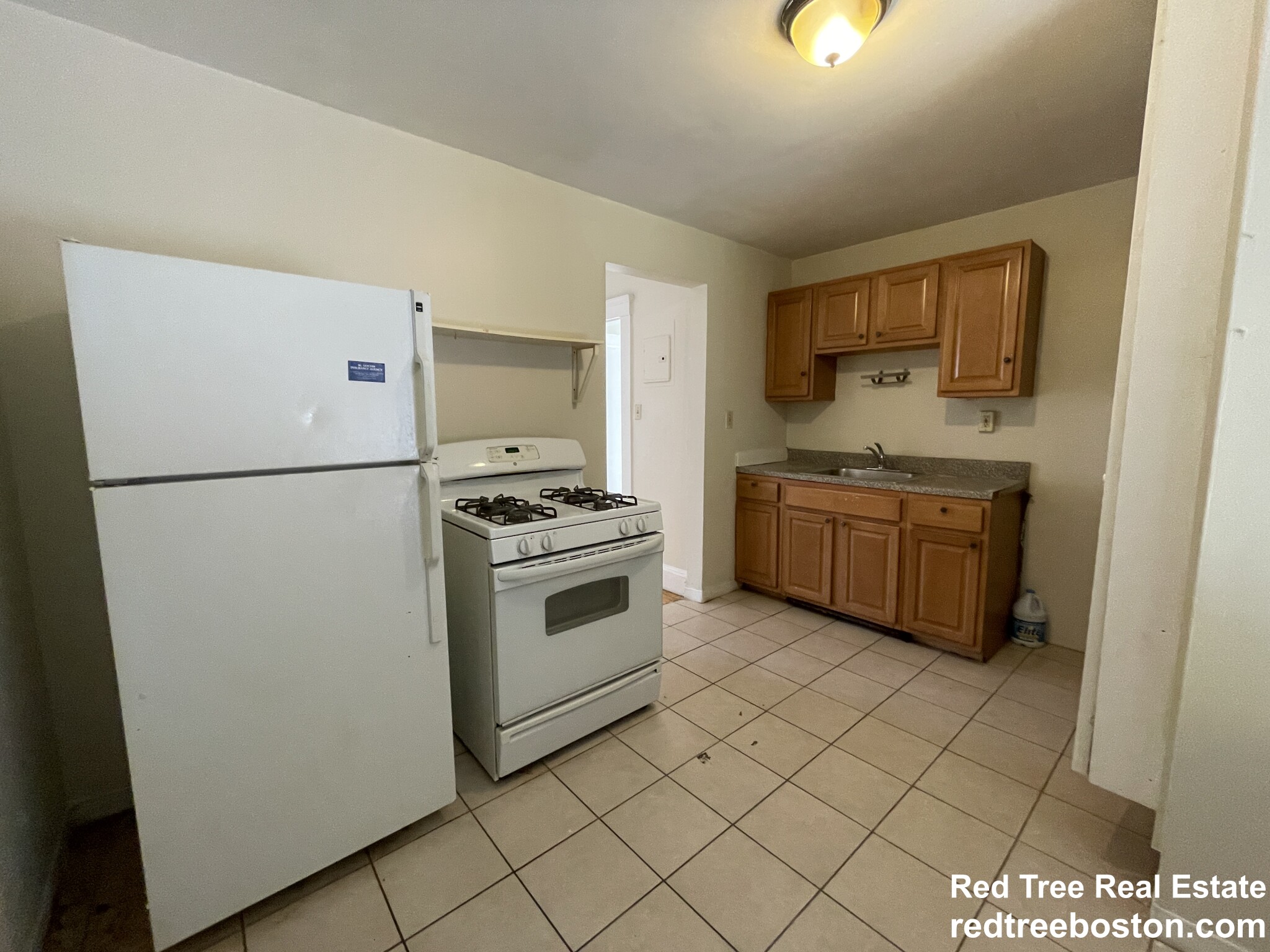 2 bed, 1 bath apartment for rent at 366 Centre St Unit 8, Jamaica Plain — photo 6 of 13