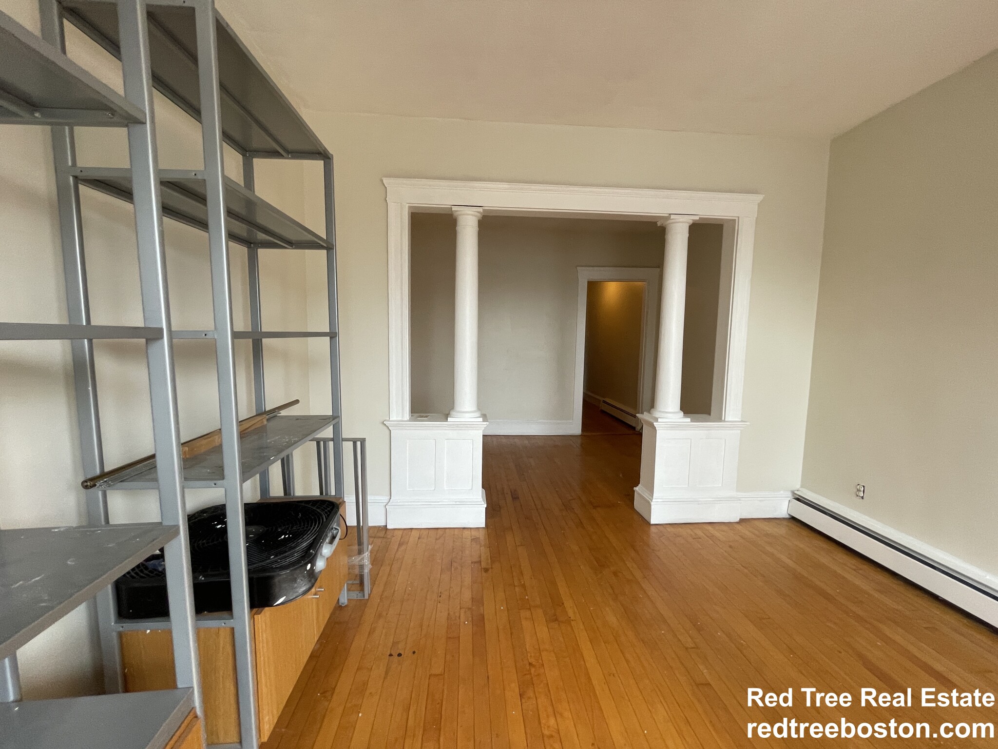 2 bed, 1 bath apartment for rent at 366 Centre St Unit 4, Jamaica Plain — photo 4 of 12