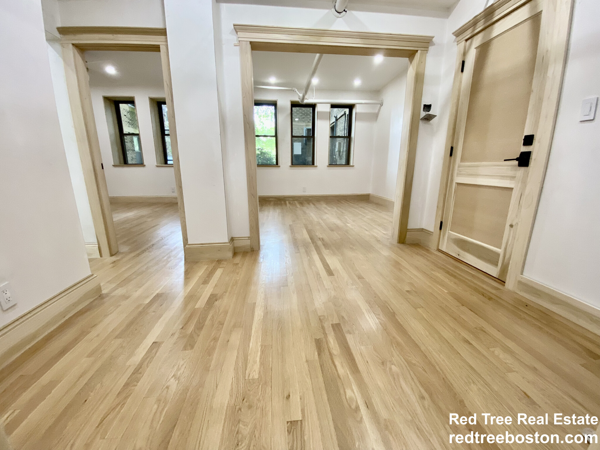 1662 Commonwealth Ave, Brighton