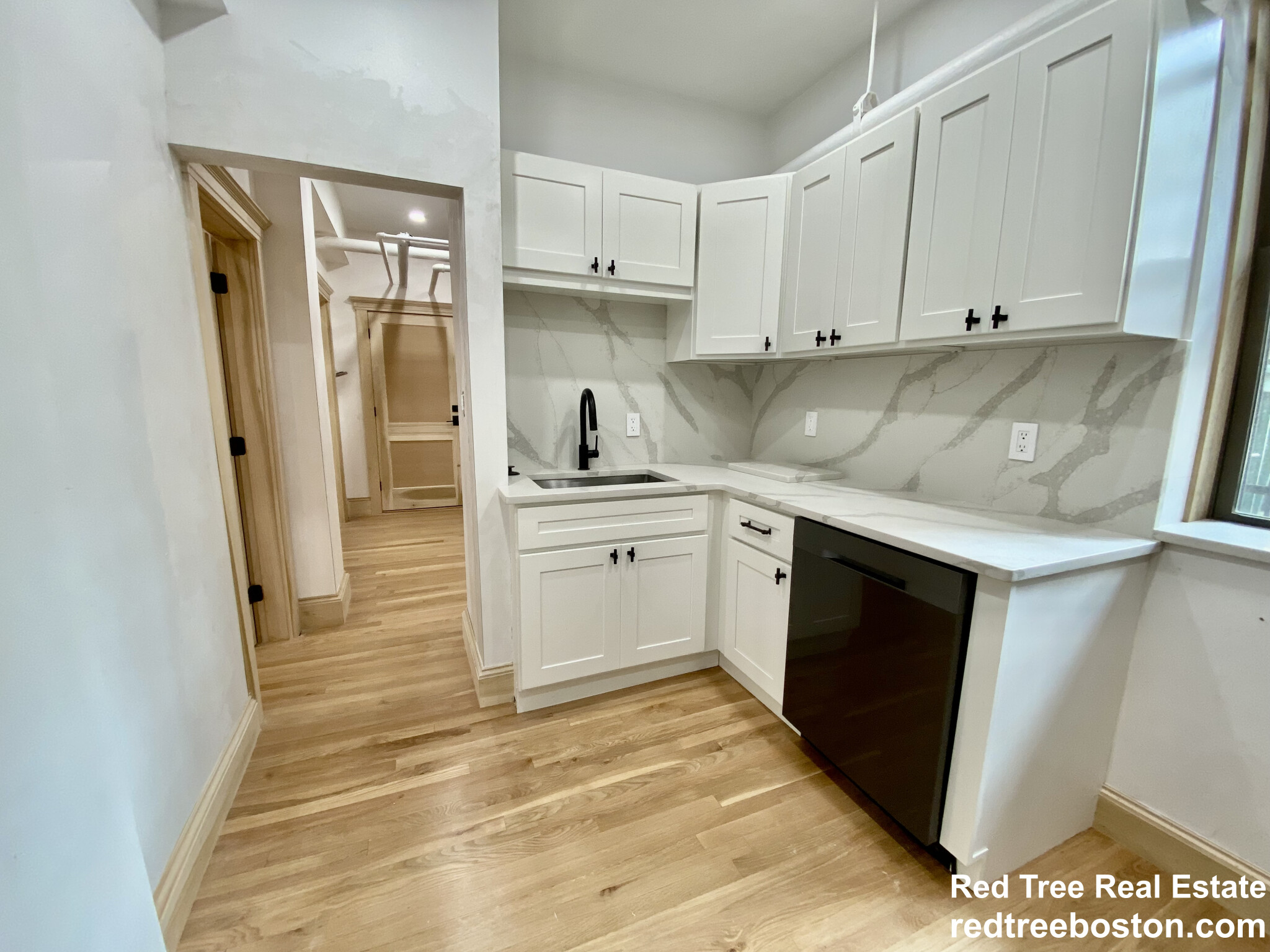 1662 Commonwealth Ave, Brighton