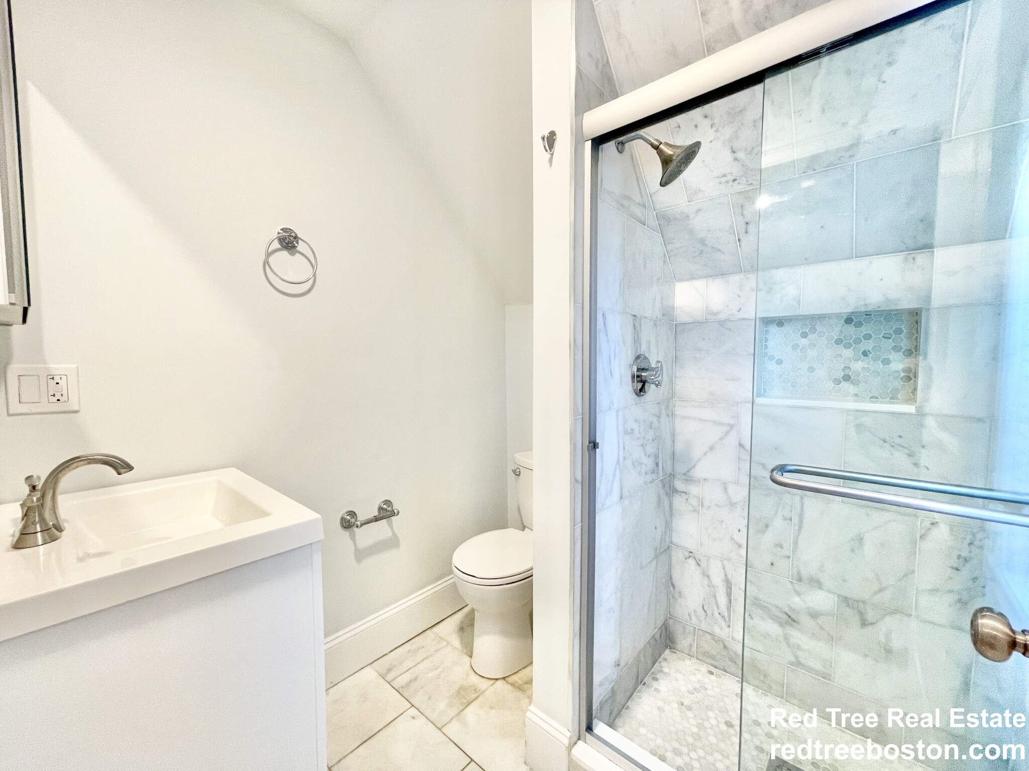 5 bed, 3 bath apartment for rent at 55 Saxton St Unit 2, Dorchester — photo 18 of 25