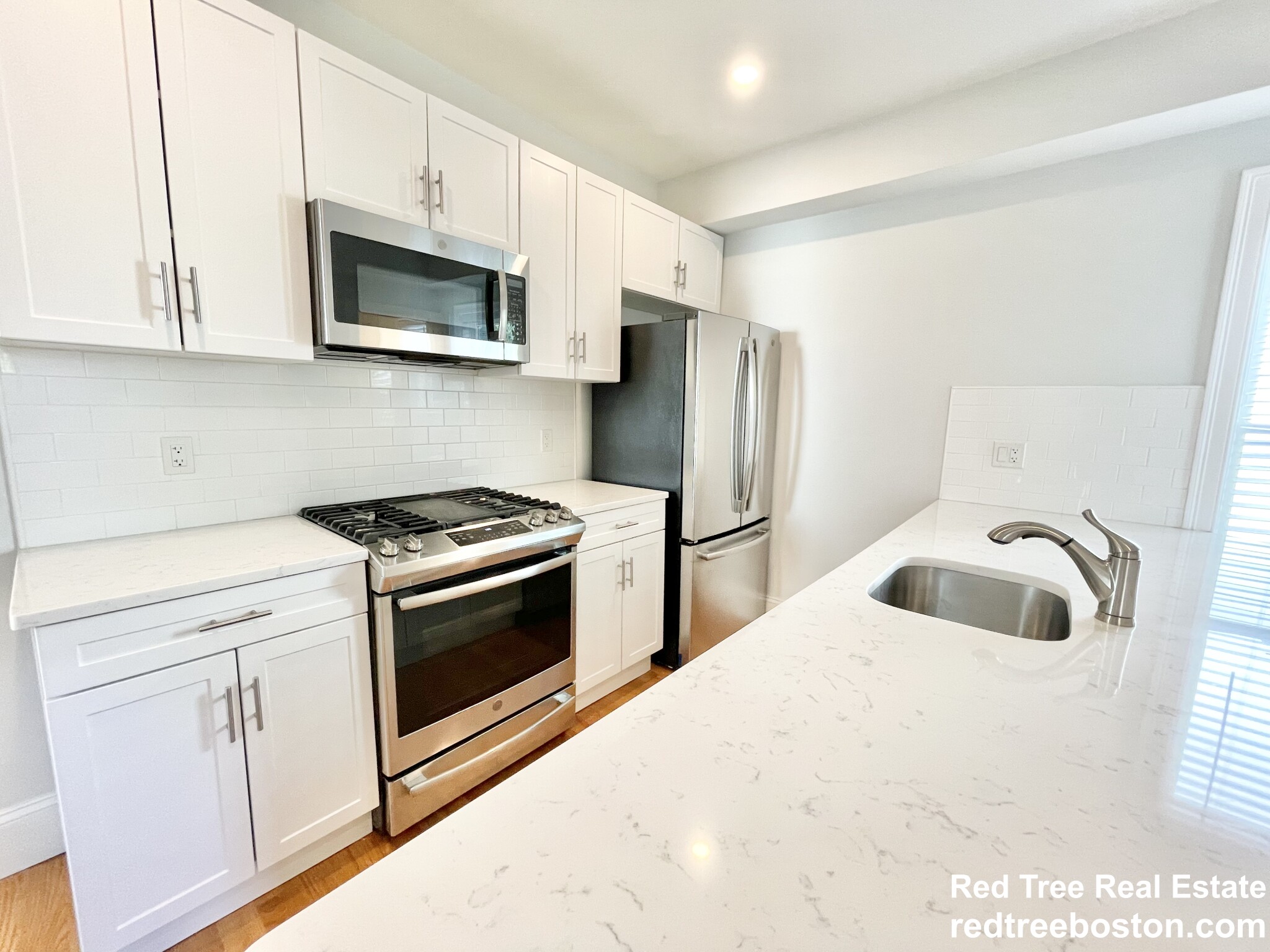 5 bed, 3 bath apartment for rent at 55 Saxton St Unit 2, Dorchester