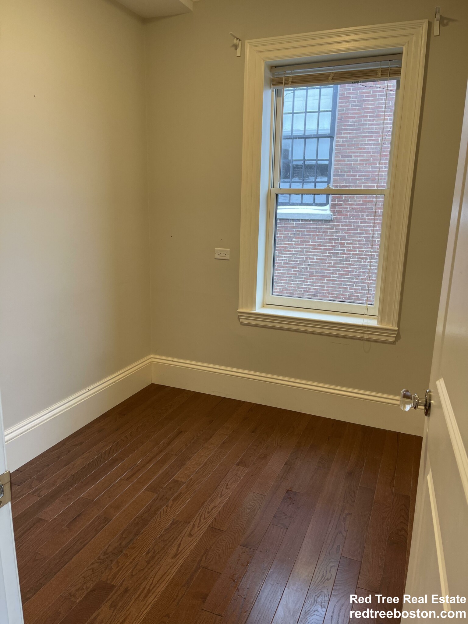 98 Myrtle St, Fenway