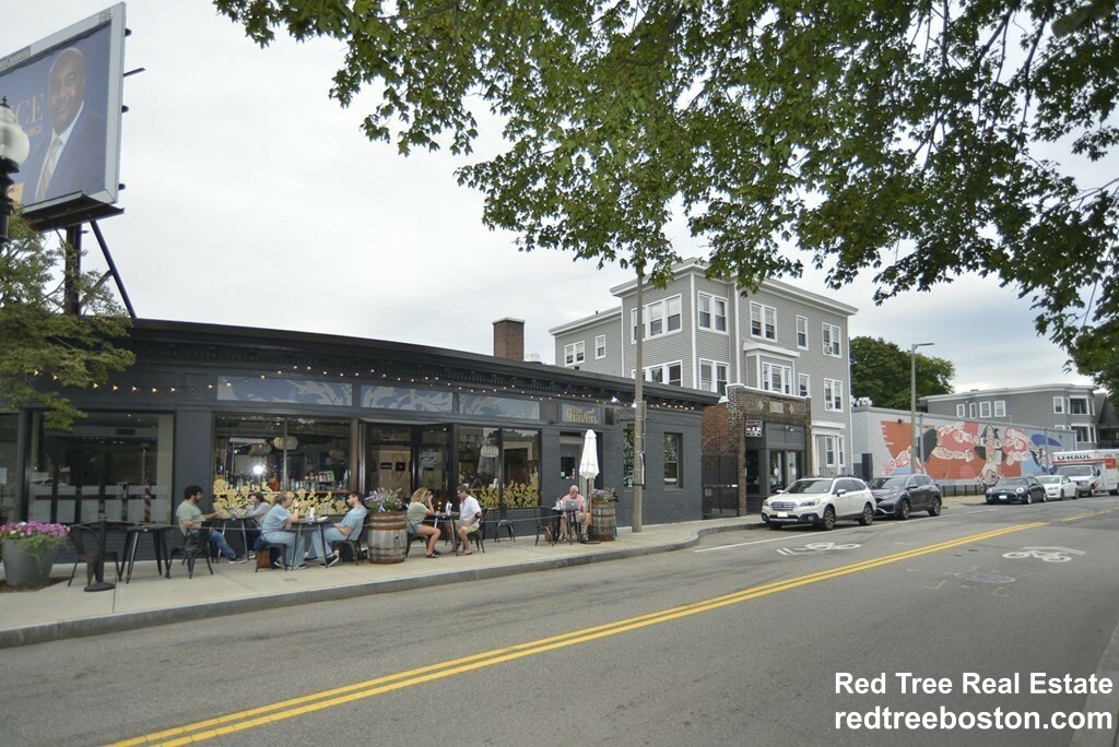 10 Perkins St, Jamaica Plain