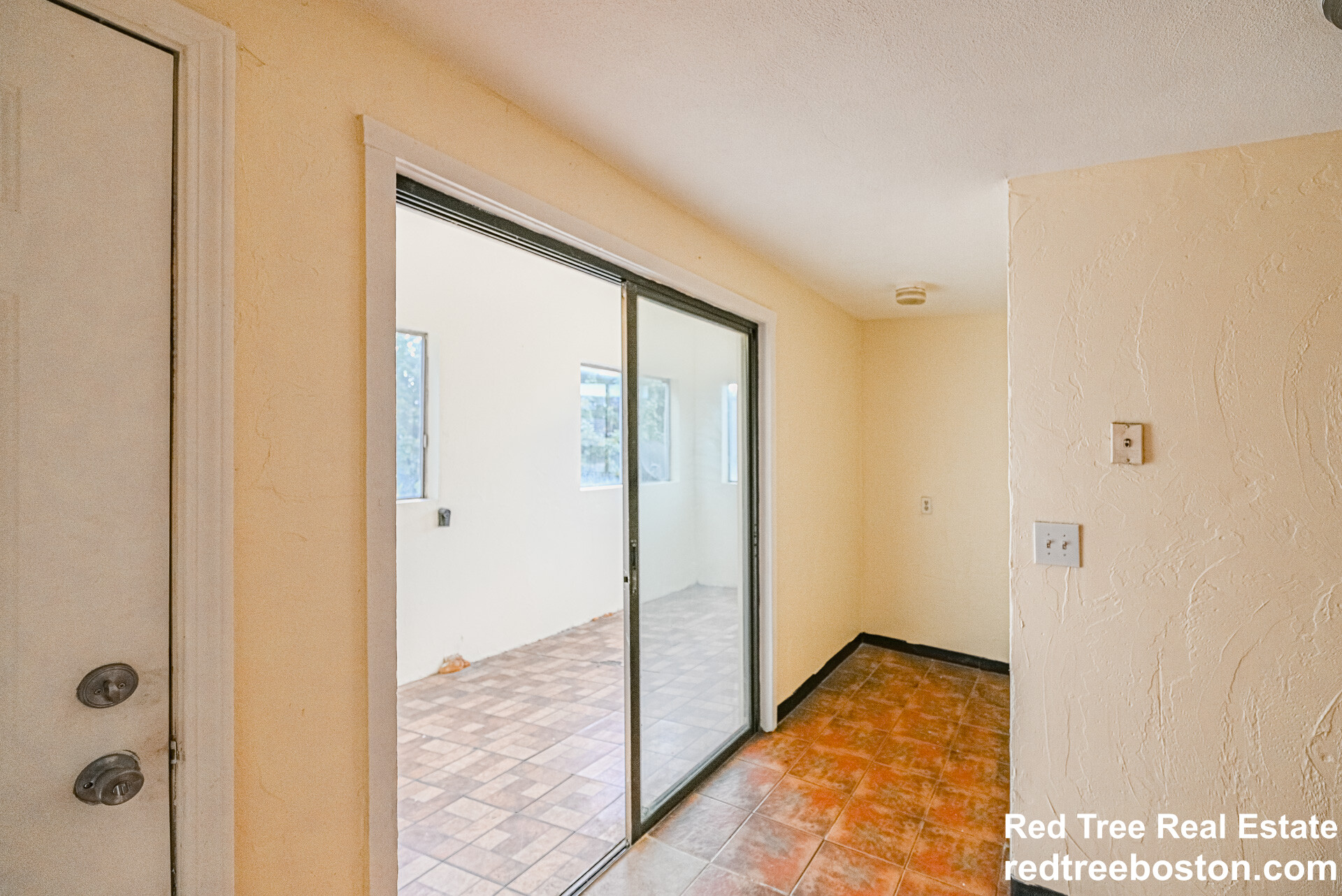 3 bed, 1 bath apartment for rent at 91 Chester St Unit 3, Chelsea — photo 7 of 15